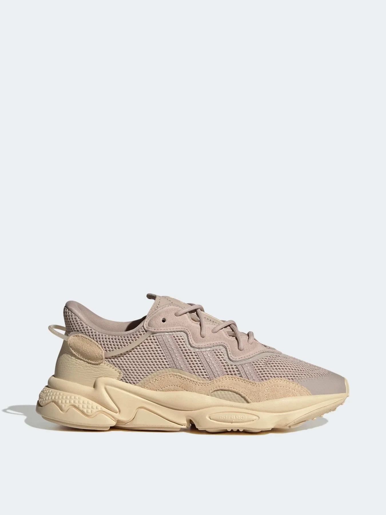 Кроссовки Adidas модель H06147 Кроссовки Adidas модель H06147 Фото