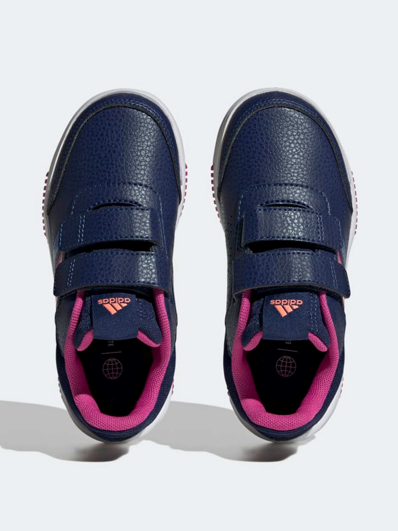 Кроссовки Adidas модель H06367 Кроссовки Adidas модель H06367 Фото