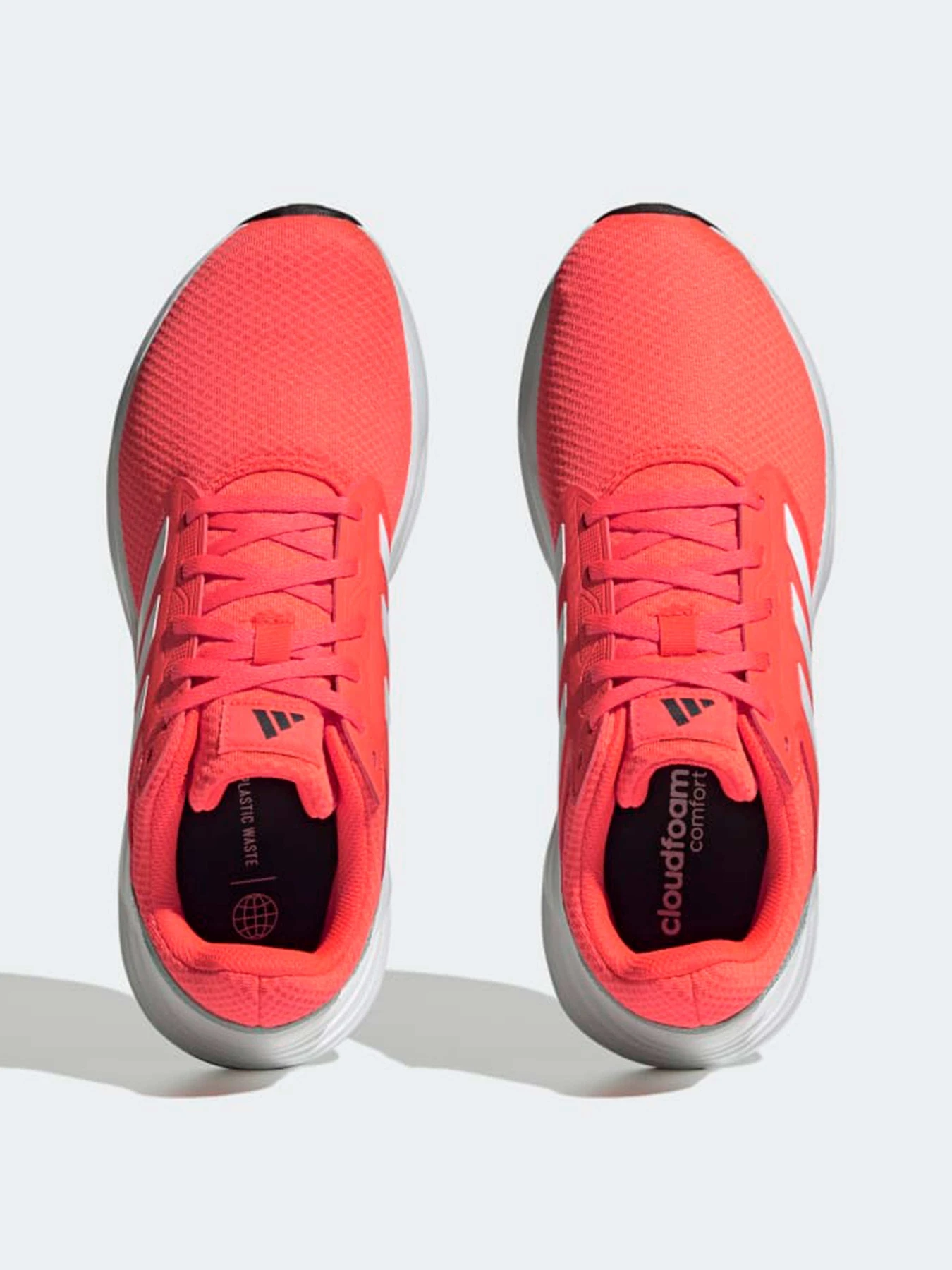 Кроссовки Adidas модель HP2417 Кроссовки Adidas модель HP2417 Фото