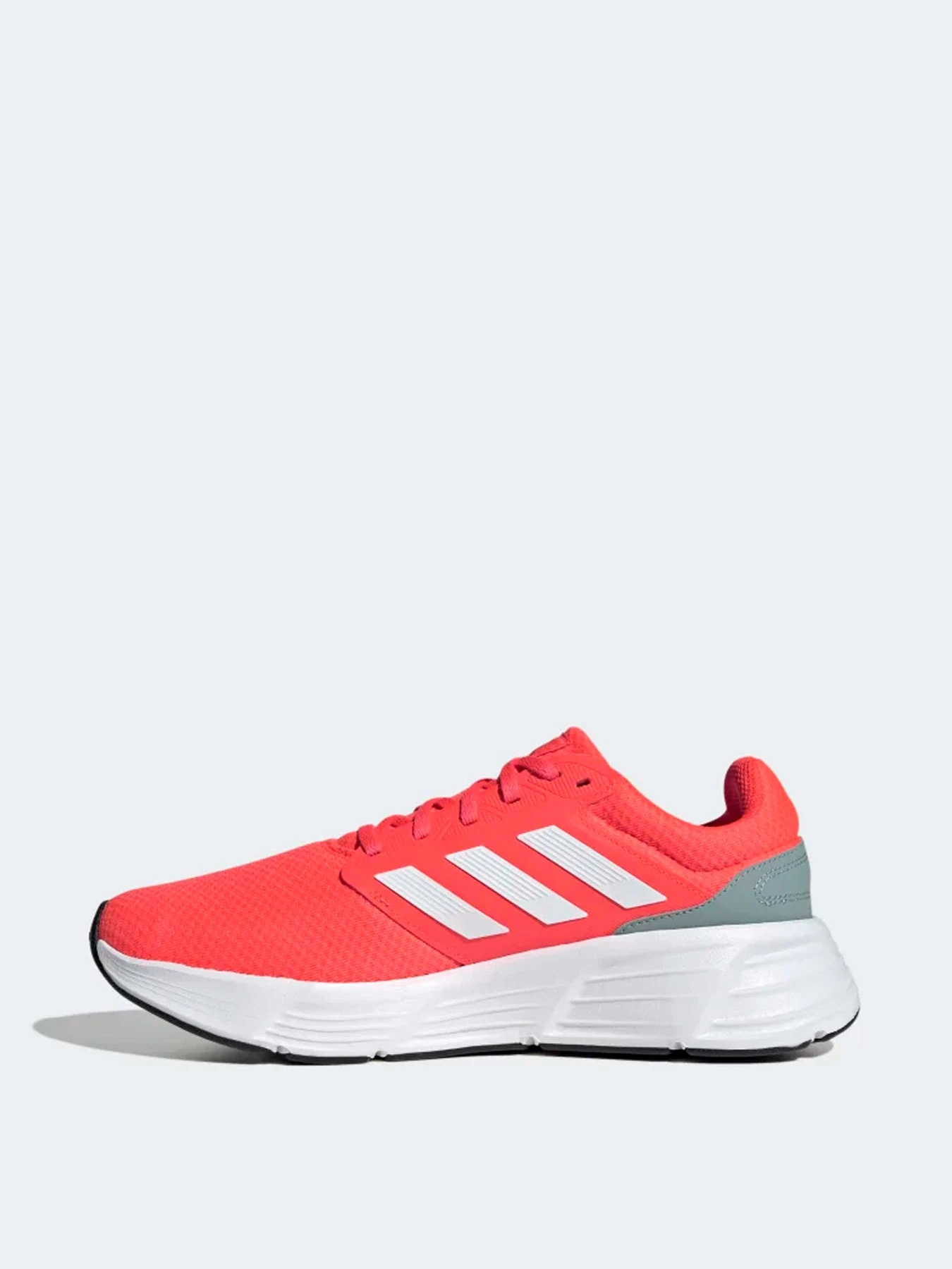 Кроссовки Adidas модель HP2417 Кроссовки Adidas модель HP2417 Фото