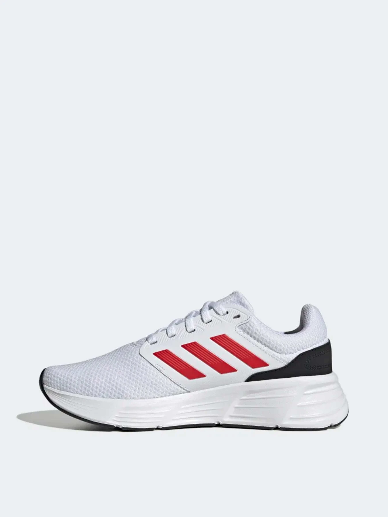 Кроссовки Adidas модель HP2428 Кроссовки Adidas модель HP2428 Фото