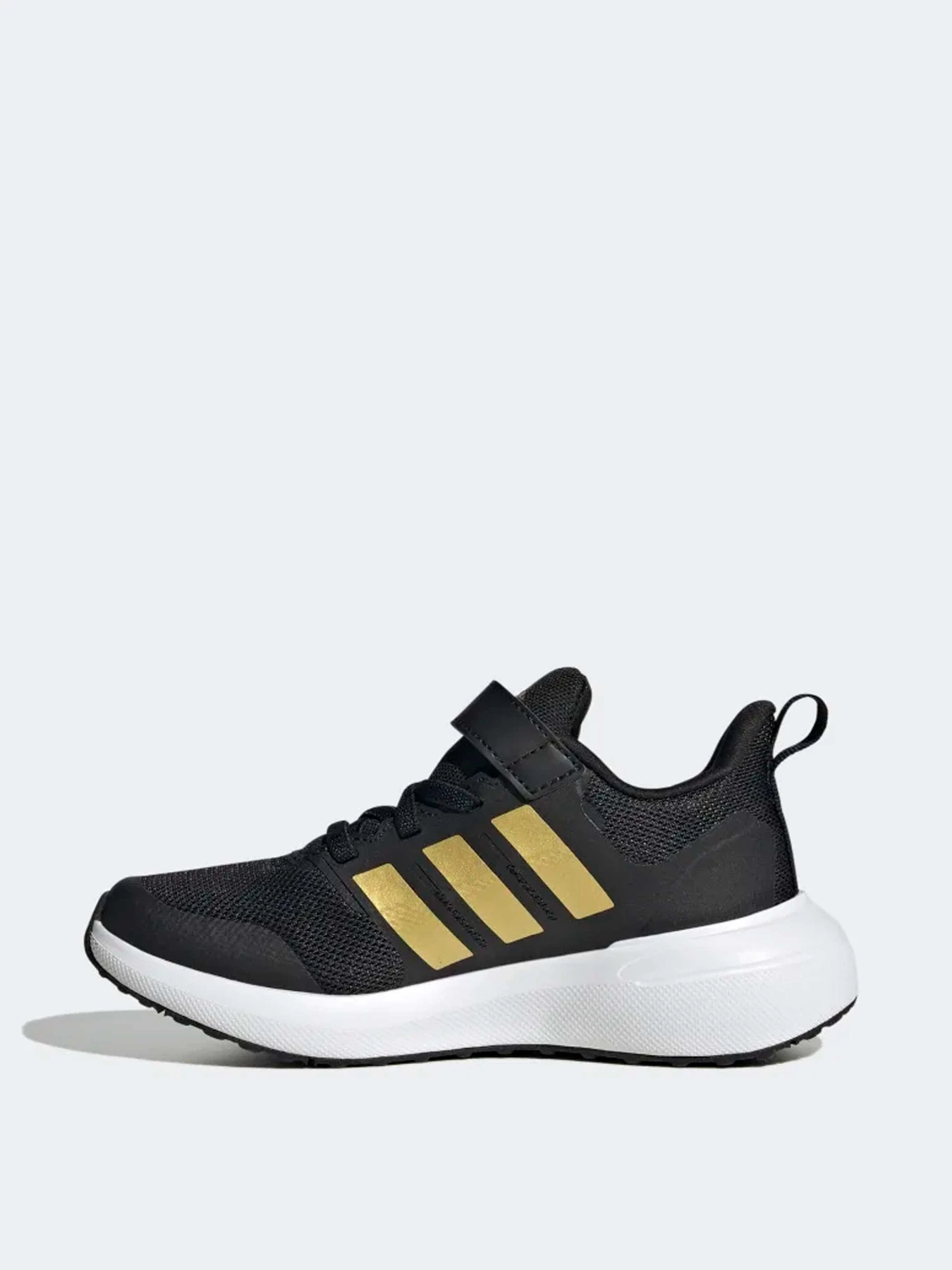 Кроссовки Adidas модель HP5442 Кроссовки Adidas модель HP5442 Фото