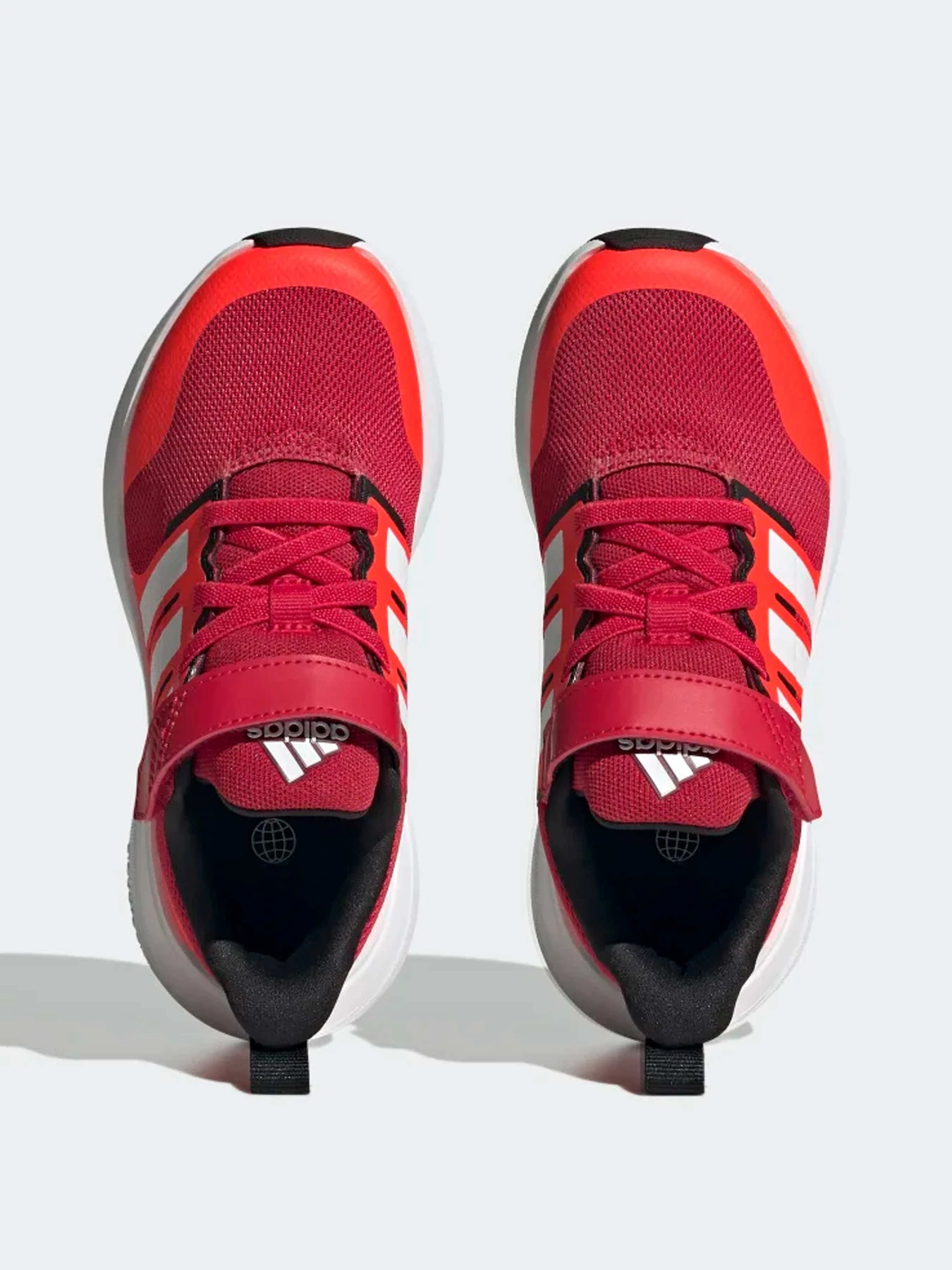 Кроссовки Adidas модель HP5445 Кроссовки Adidas модель HP5445 Фото