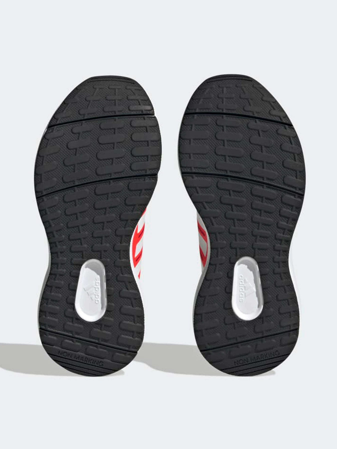 Кроссовки Adidas модель HP5445 Кроссовки Adidas модель HP5445 Фото