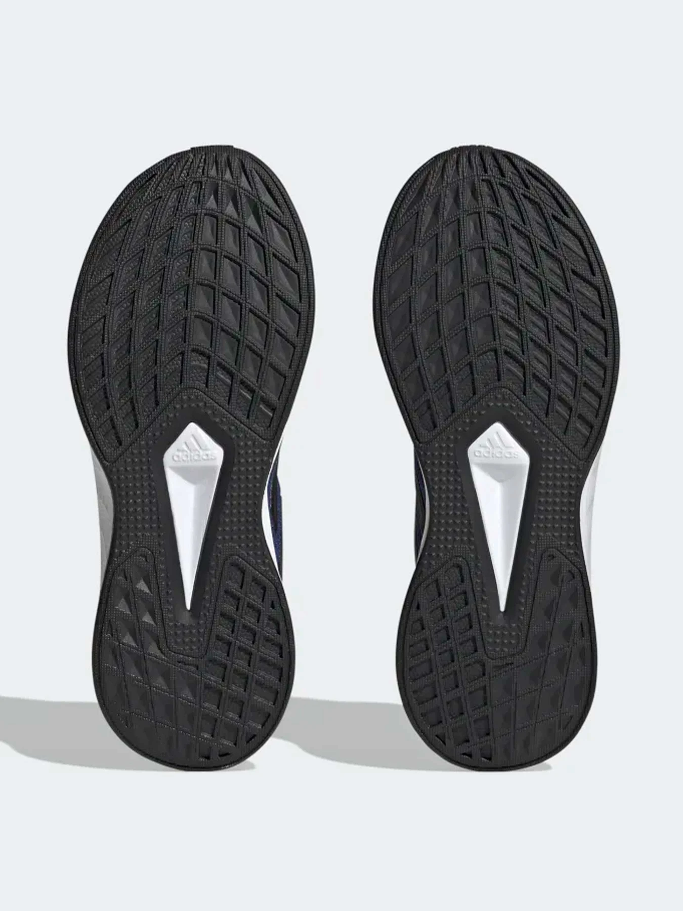 Кроссовки Adidas модель HP5824 Кроссовки Adidas модель HP5824 Фото