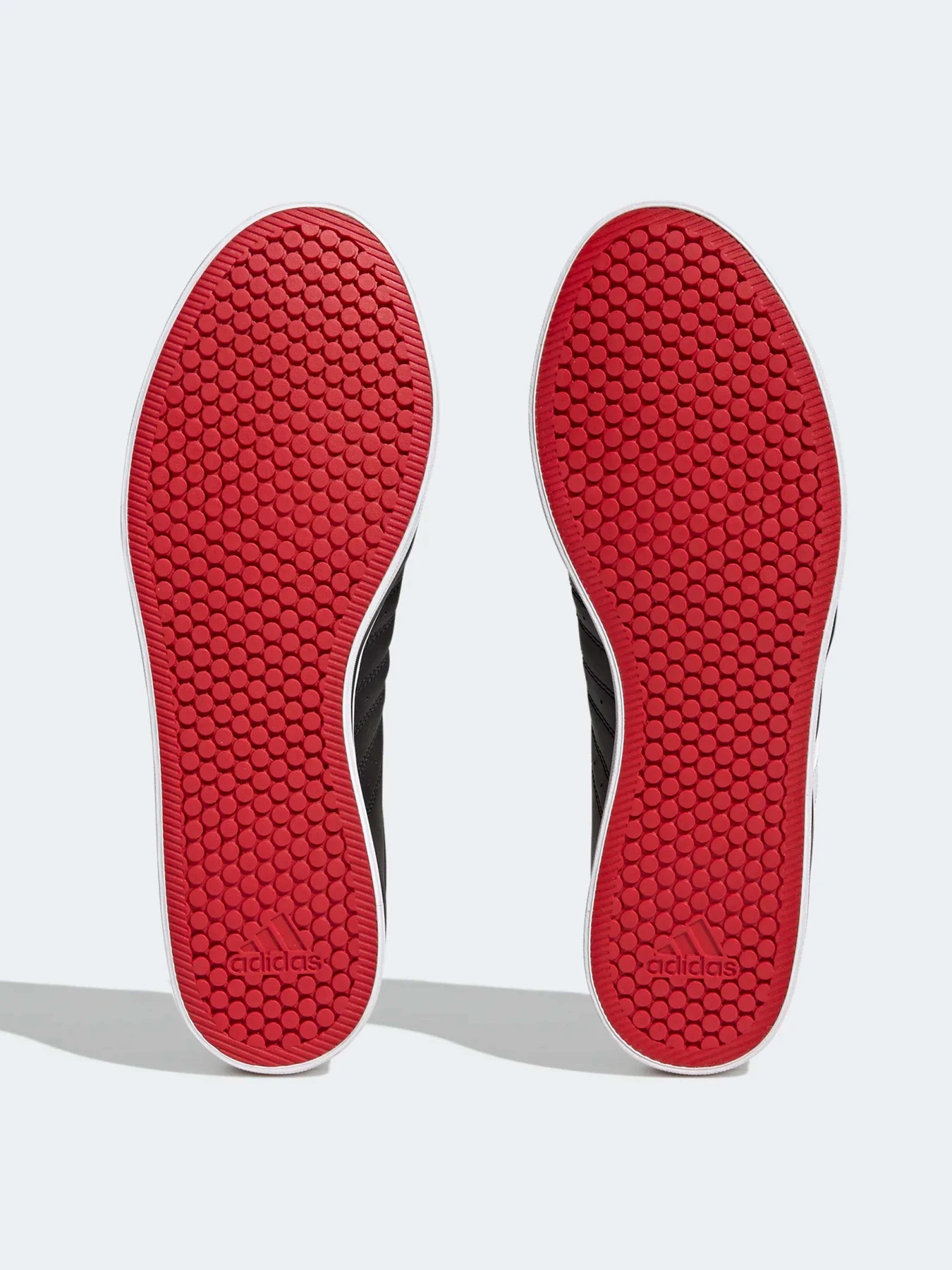 Кроссовки Adidas модель HP6009 Кроссовки Adidas модель HP6009 Фото