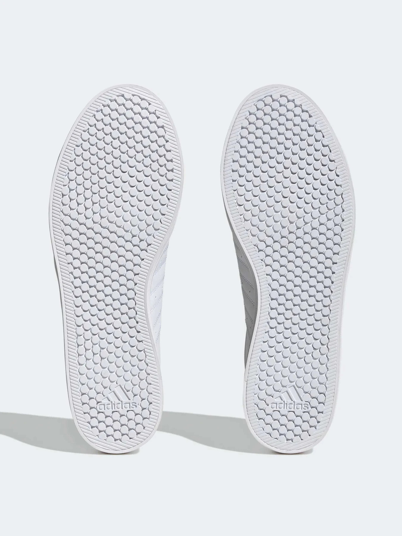 Кроссовки Adidas модель HP6012 Кроссовки Adidas модель HP6012 Фото