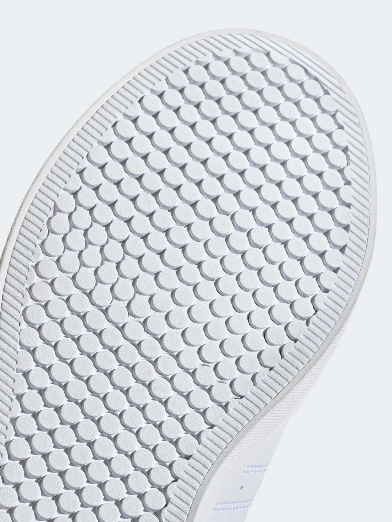 Кроссовки Adidas модель HP6012 Кроссовки Adidas модель HP6012 Фото