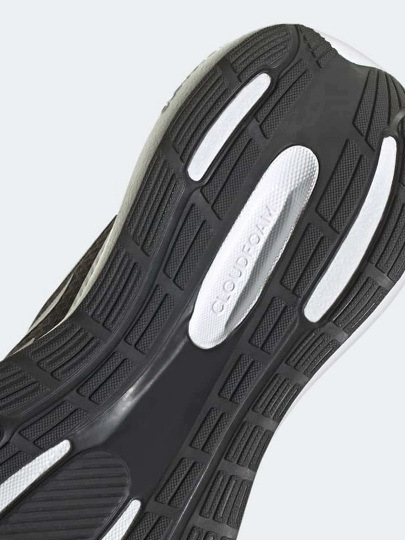 Кроссовки Adidas модель HP7556 Кроссовки Adidas модель HP7556 Фото
