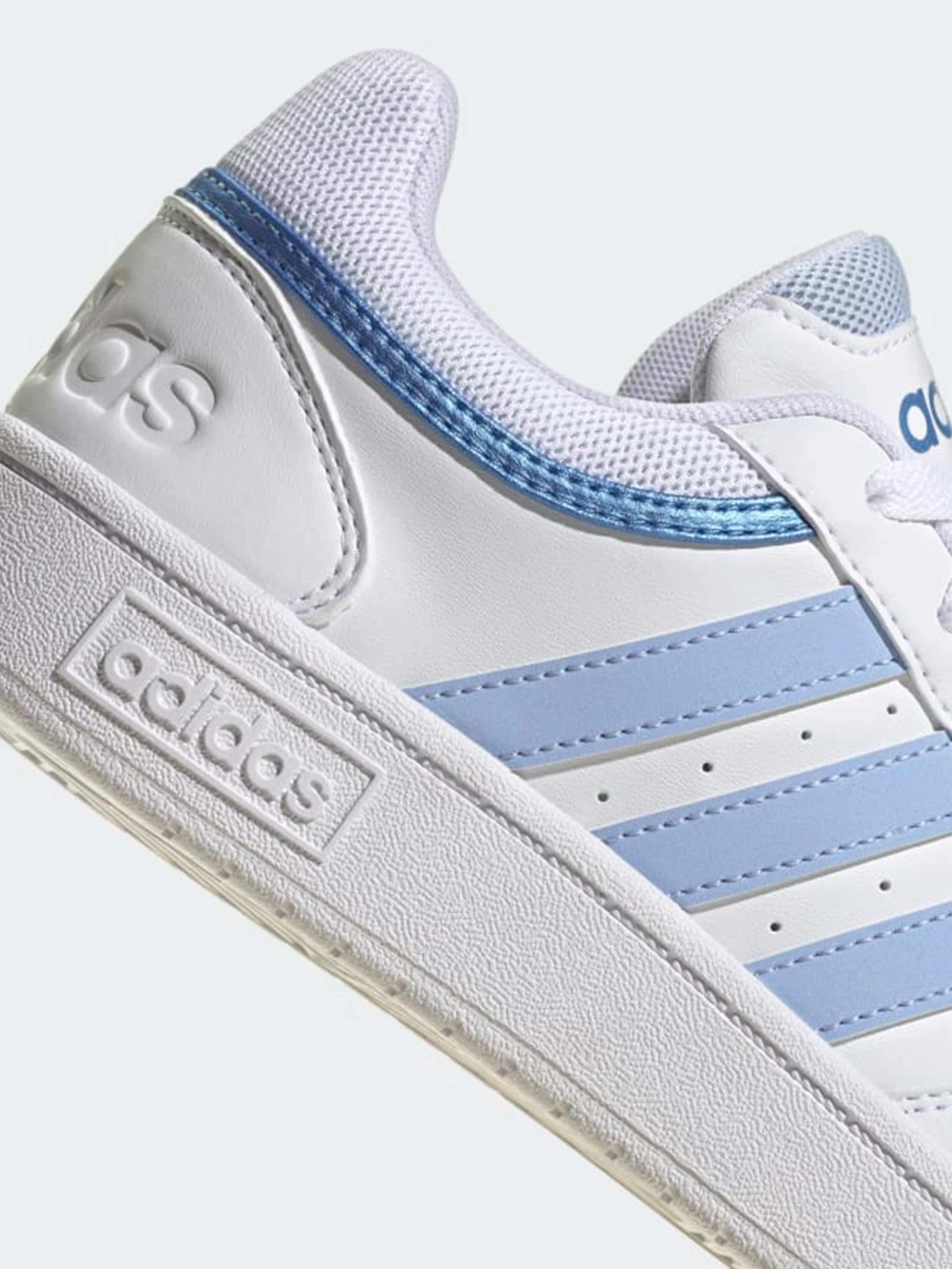 Кроссовки Adidas модель HP7963 Кроссовки Adidas модель HP7963 Фото