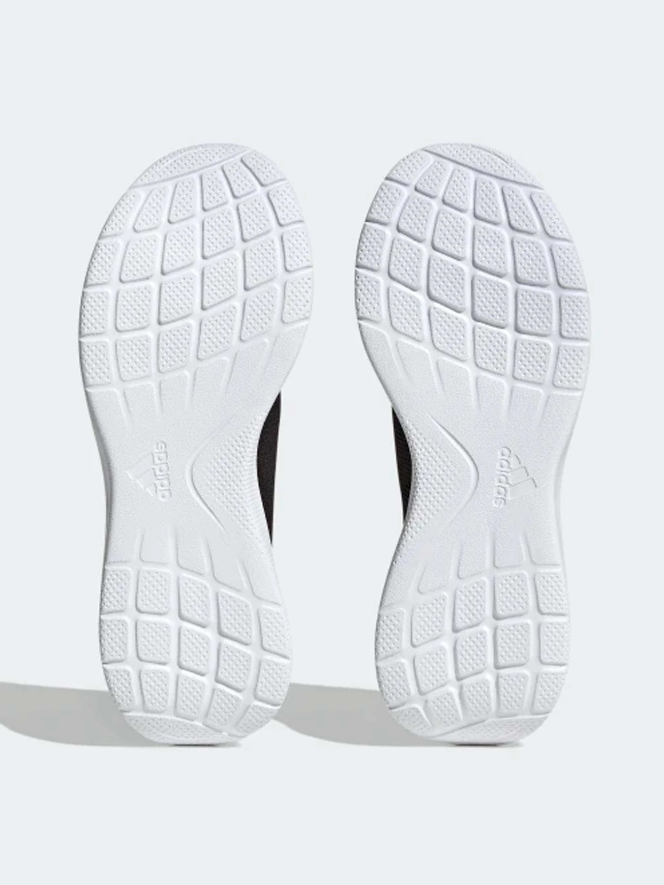 Кроссовки Adidas модель HQ1726 Кроссовки Adidas модель HQ1726 Фото