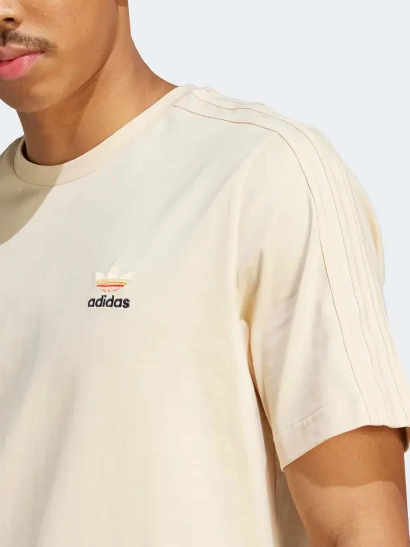 Футболки и поло Adidas модель HZ1155 Футболки и поло Adidas модель HZ1155 Фото