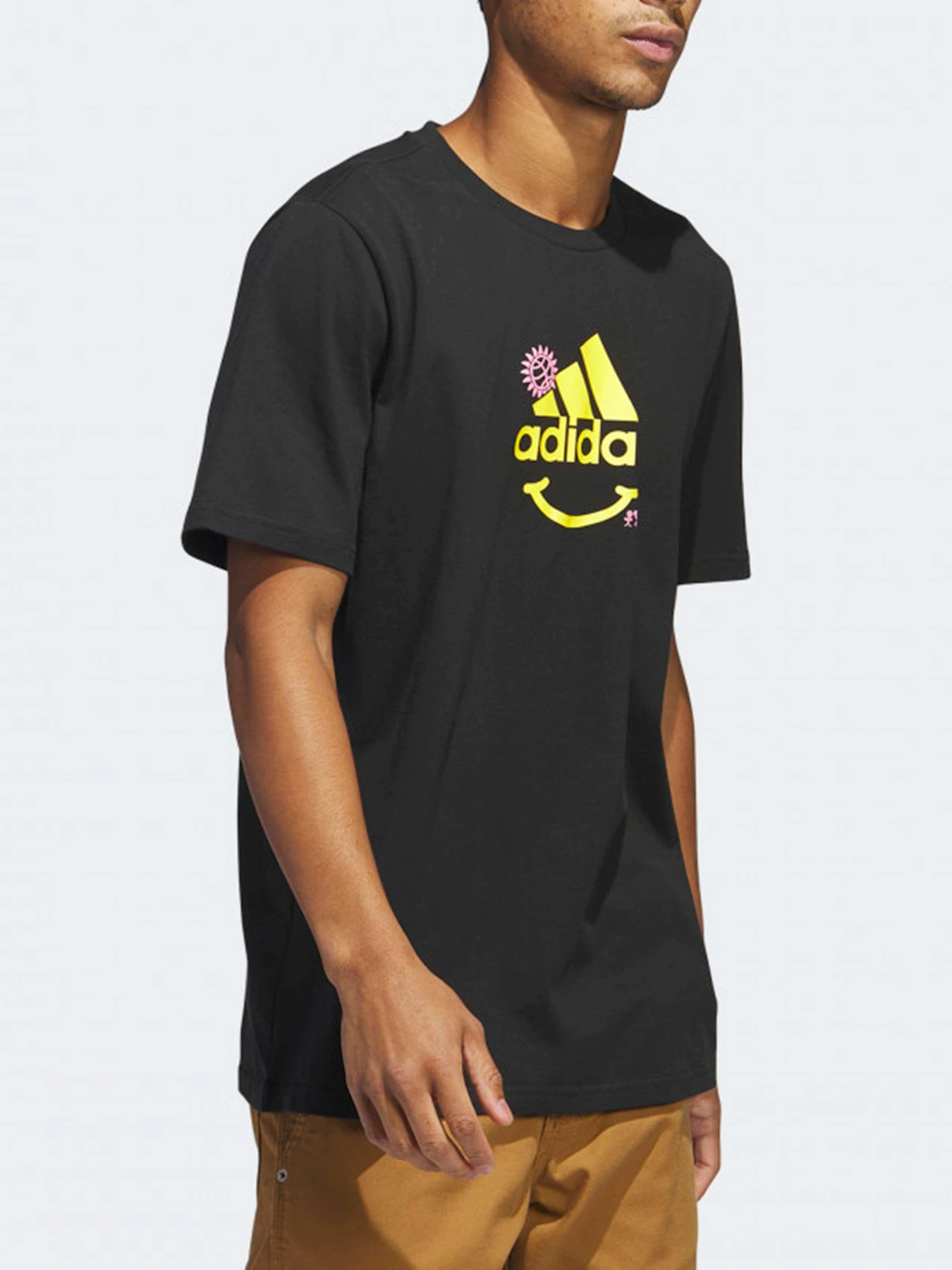 Футболки и поло Adidas модель IC1674 Футболки и поло Adidas модель IC1674 Фото