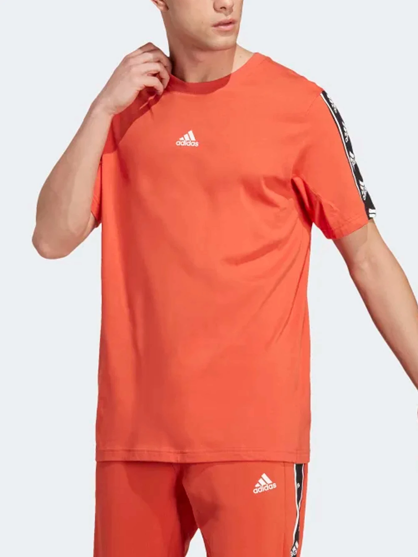 Футболки и поло Adidas модель IC6808 Футболки и поло Adidas модель IC6808 Фото
