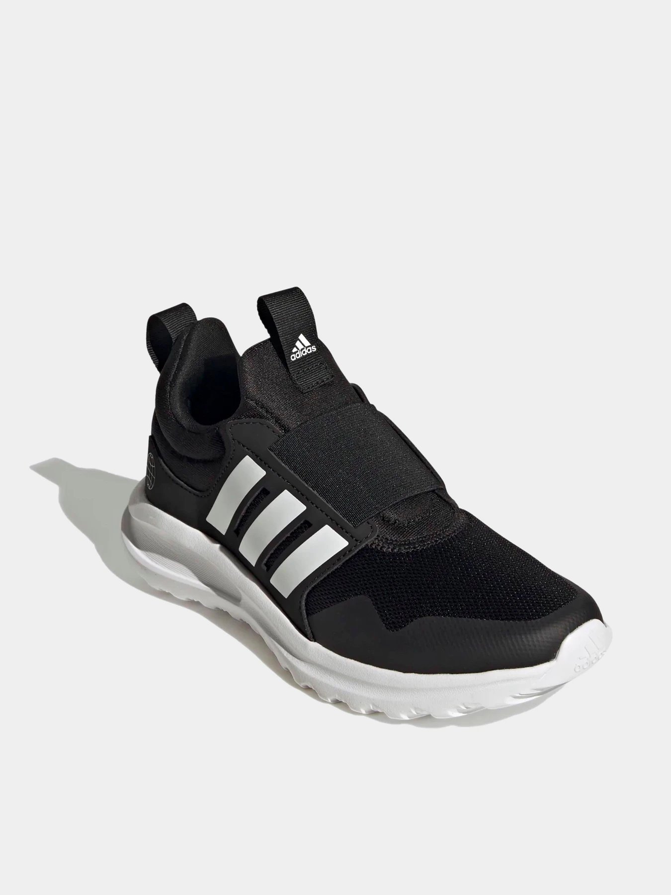 Кроссовки Adidas модель GW4060 Кроссовки Adidas модель GW4060 Фото
