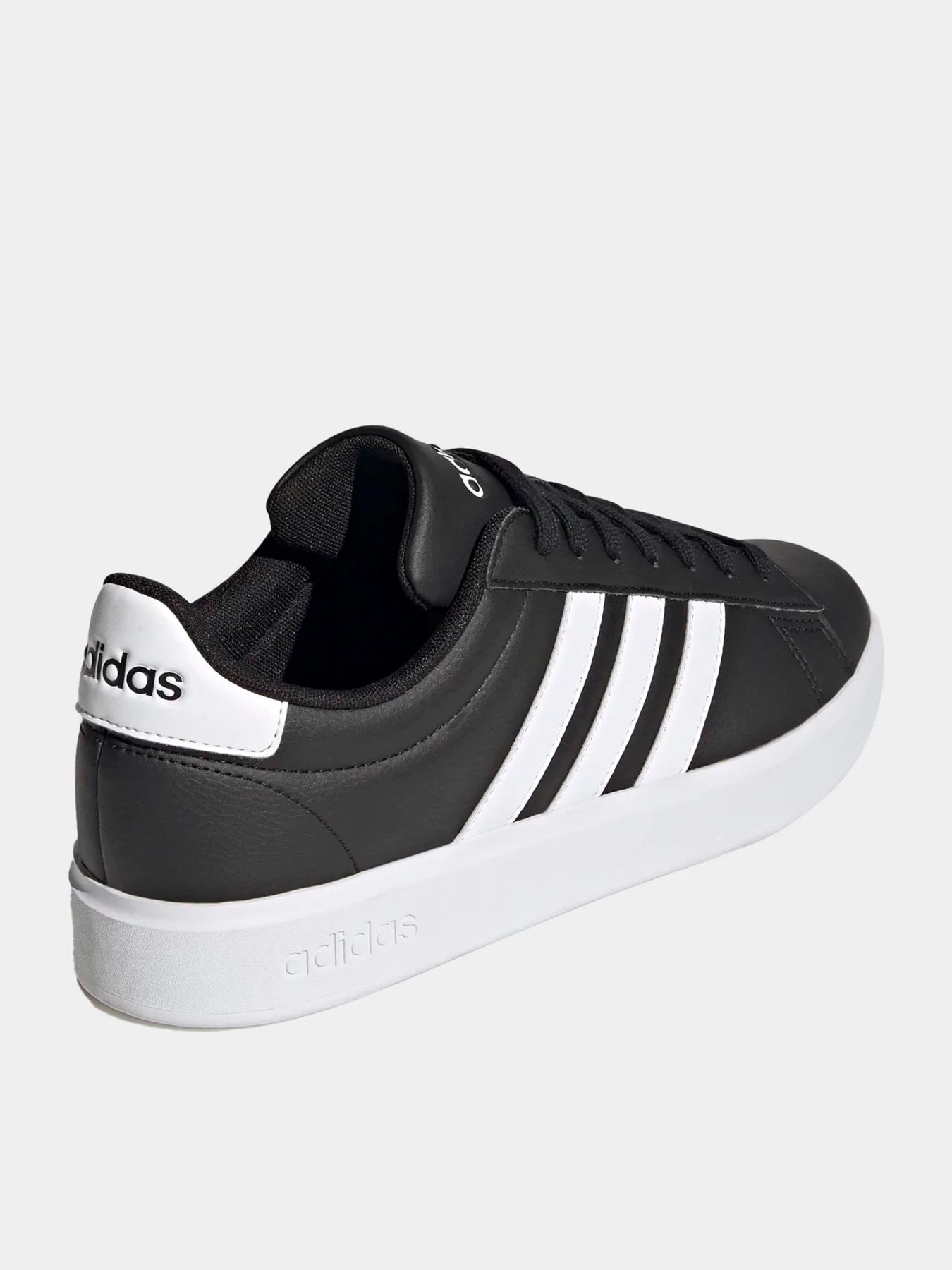 Кроссовки Adidas модель GW9196 Кроссовки Adidas модель GW9196 Фото