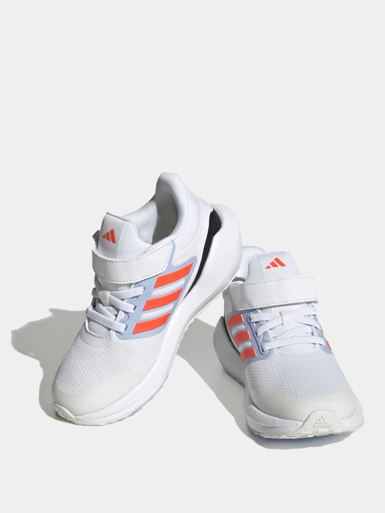 Кроссовки Adidas модель H03686 Кроссовки Adidas модель H03686 Фото