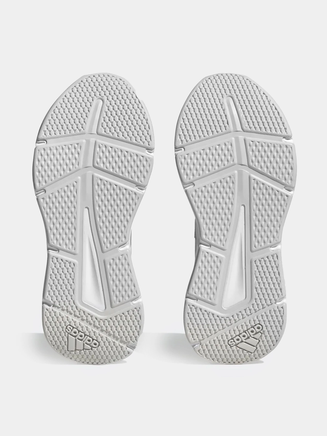 Кроссовки Adidas модель HP2407 Кроссовки Adidas модель HP2407 Фото