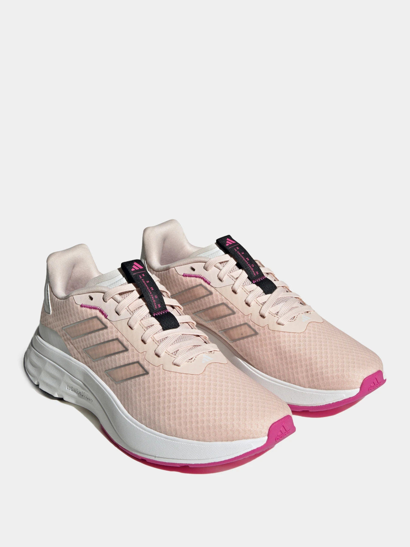 Кроссовки Adidas модель HP5692 Кроссовки Adidas модель HP5692 Фото