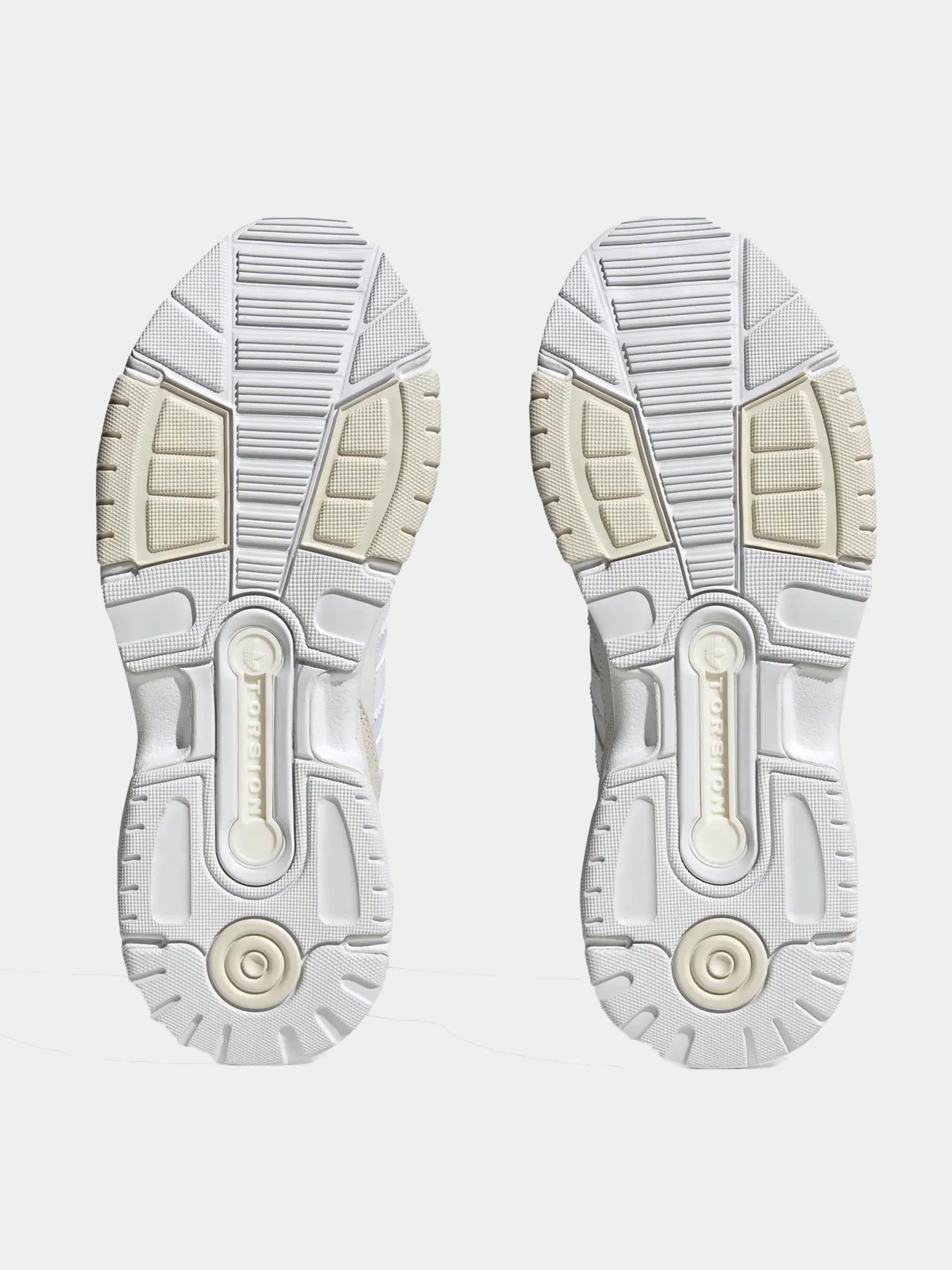 Кроссовки Adidas модель HP6366 Кроссовки Adidas модель HP6366 Фото