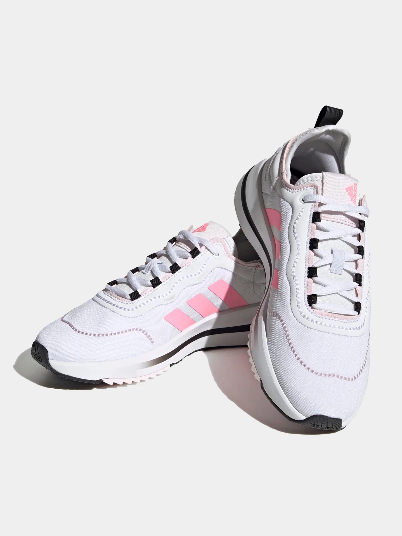 Кроссовки Adidas модель HP9838 Кроссовки Adidas модель HP9838 Фото