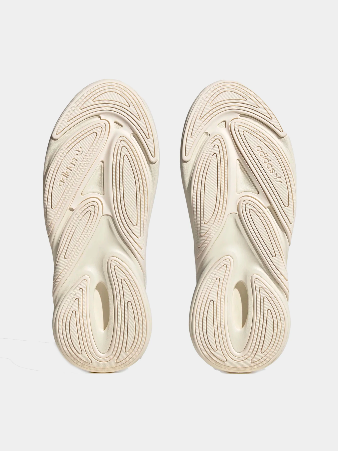 Кроссовки Adidas модель HQ6658 Фото