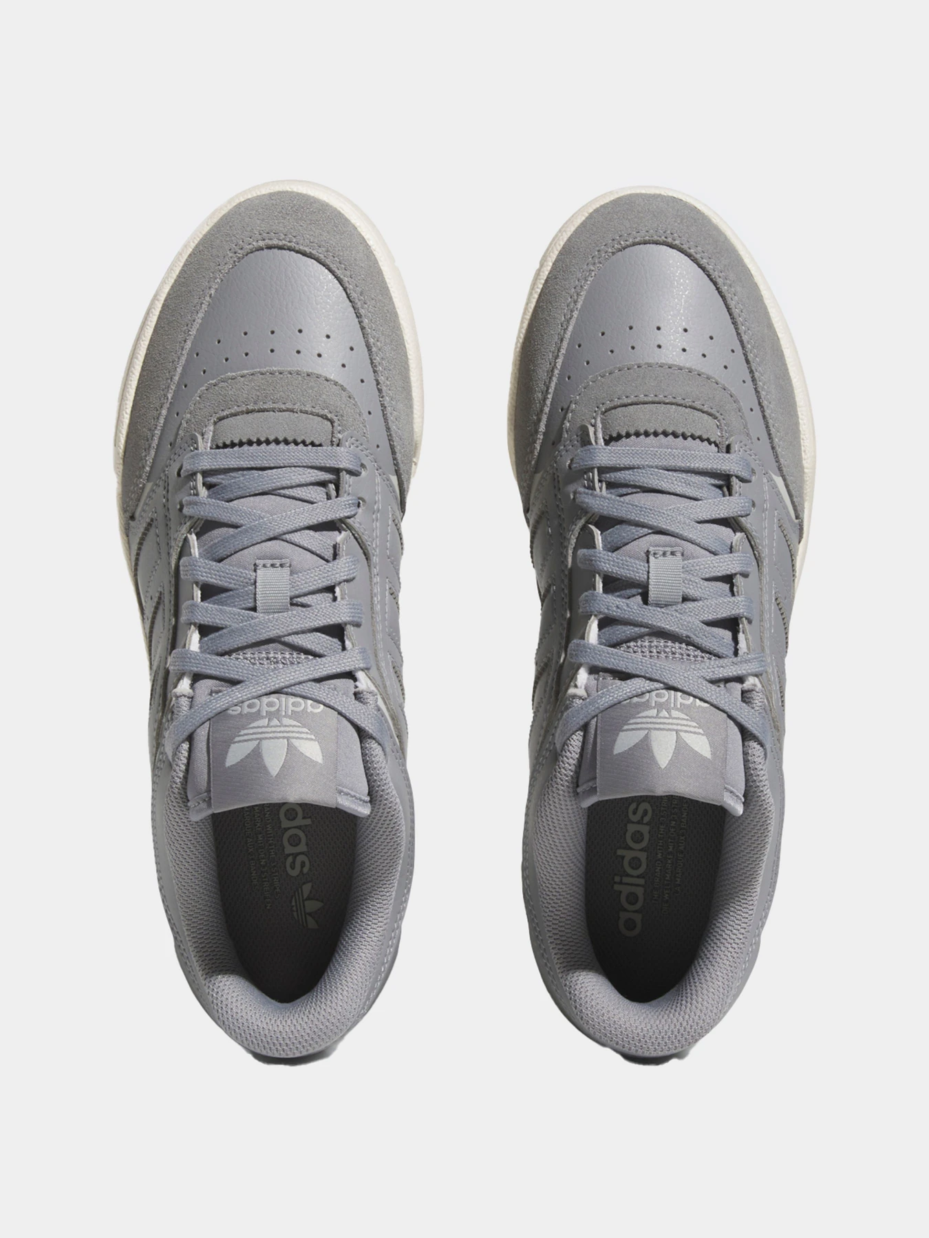 Кроссовки Adidas модель HQ7135 Кроссовки Adidas модель HQ7135 Фото