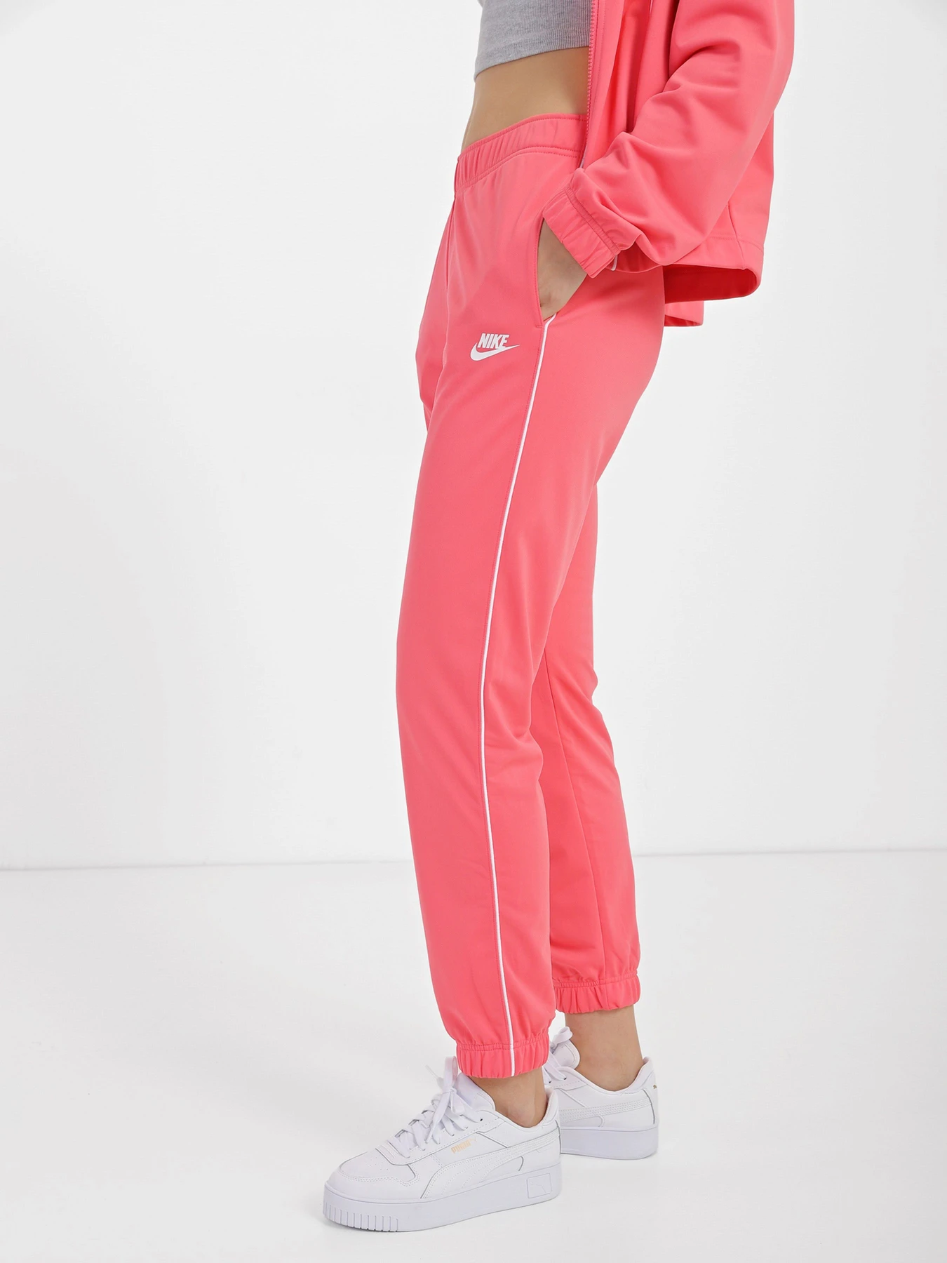 Костюмы NIKE модель DD5860-894 Костюмы NIKE модель DD5860-894 Фото