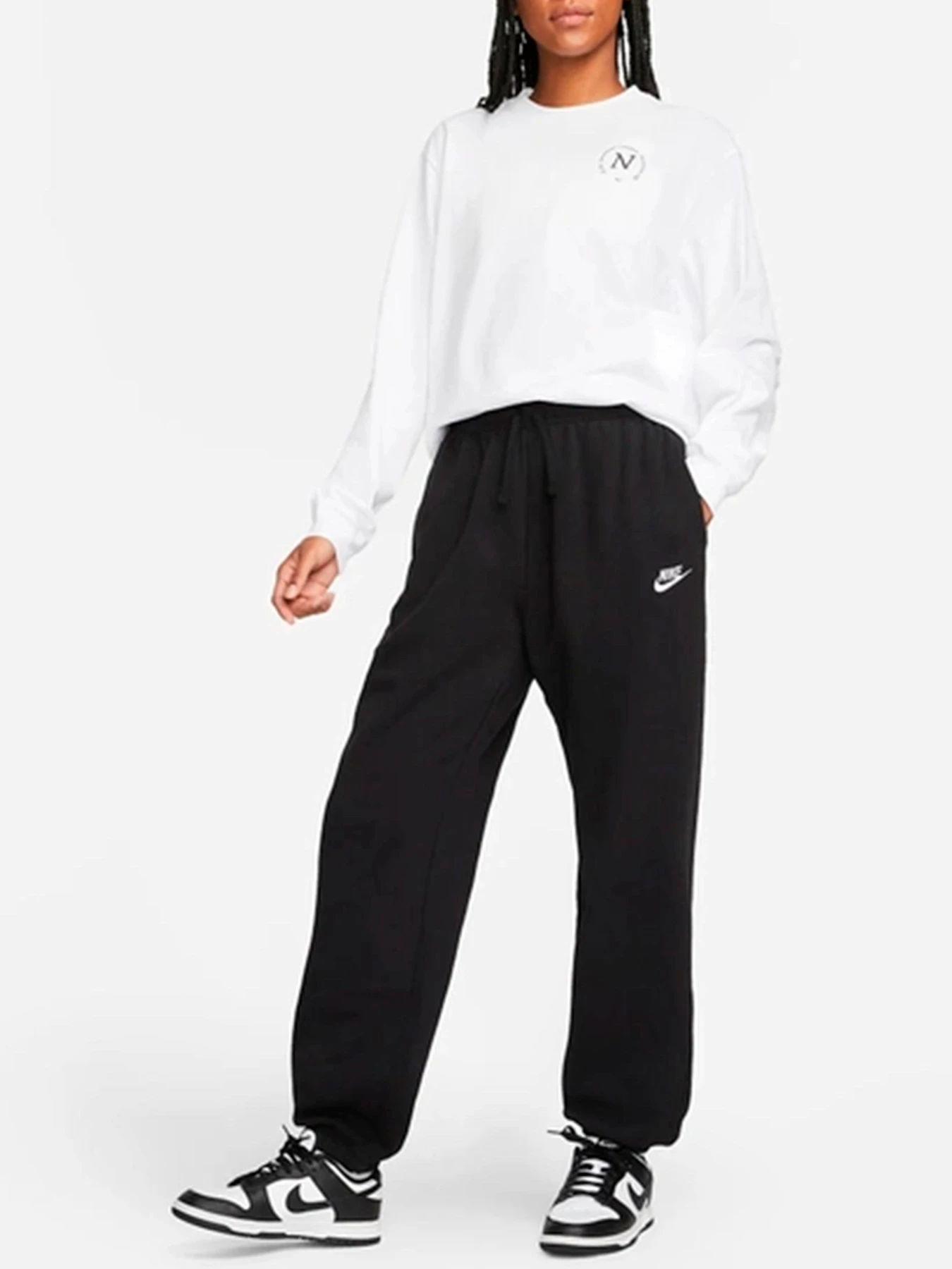 Брюки NIKE модель DQ5800-010 Брюки NIKE модель DQ5800-010 Фото