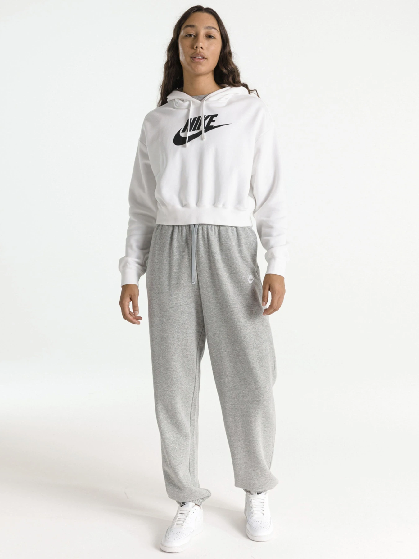 Брюки NIKE модель DQ5800-063 Брюки NIKE модель DQ5800-063 Фото