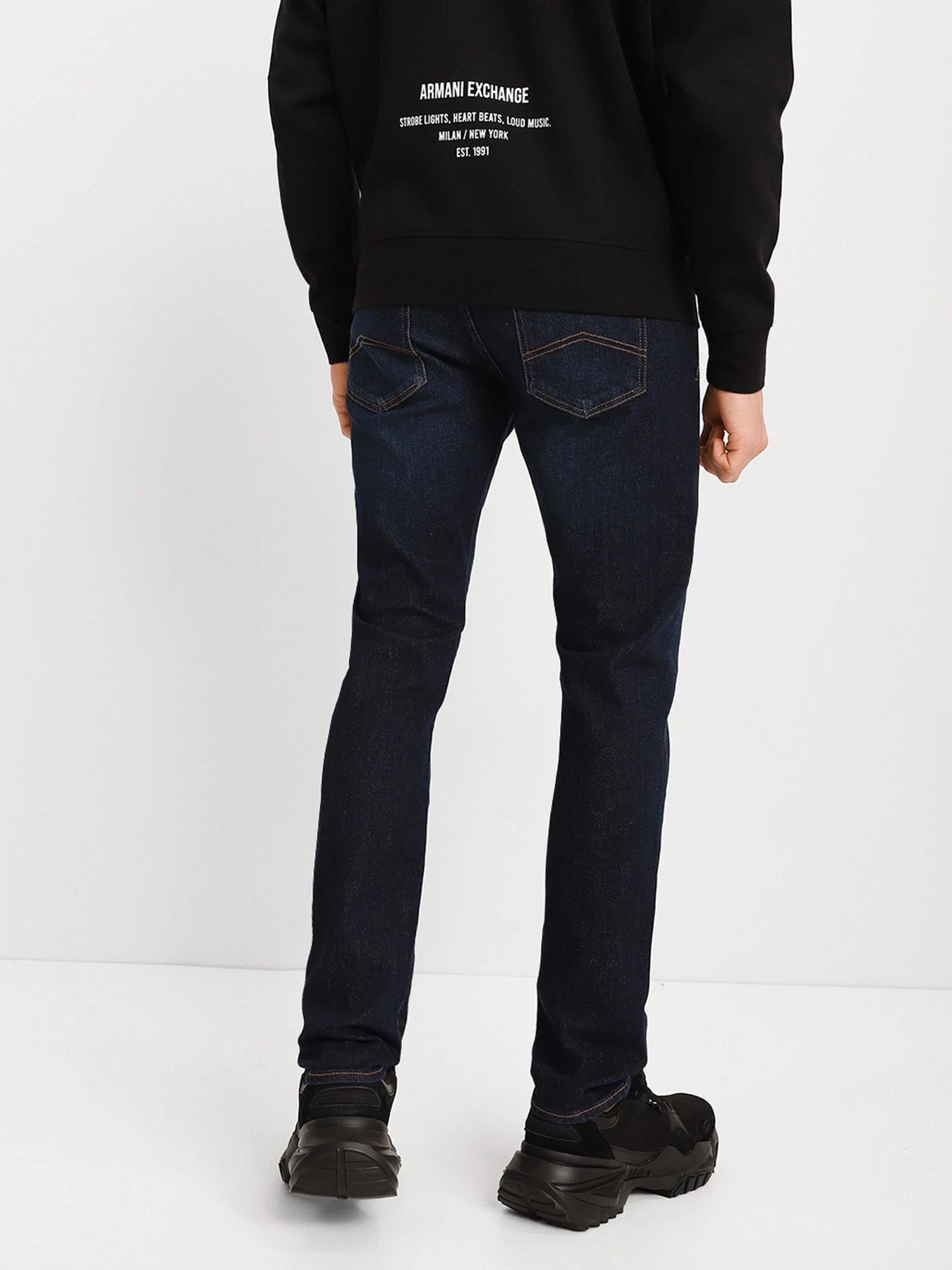 Джинсы Armani Exchange модель 8NZJ13-Z2SAZ-1500 Джинсы Armani Exchange модель 8NZJ13-Z2SAZ-1500 Фото