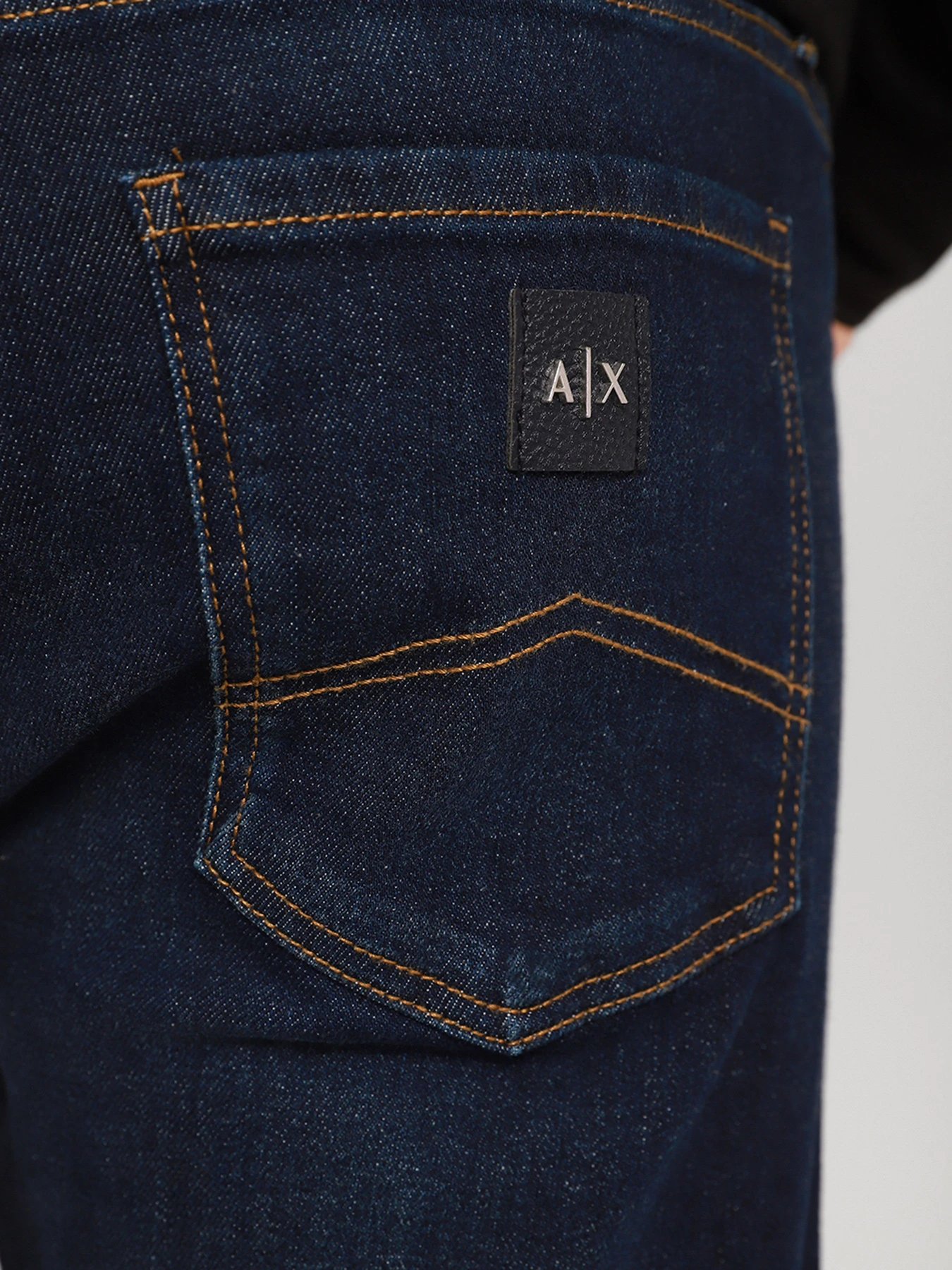 Джинсы Armani Exchange модель 8NZJ13-Z2SAZ-1500 Джинсы Armani Exchange модель 8NZJ13-Z2SAZ-1500 Фото