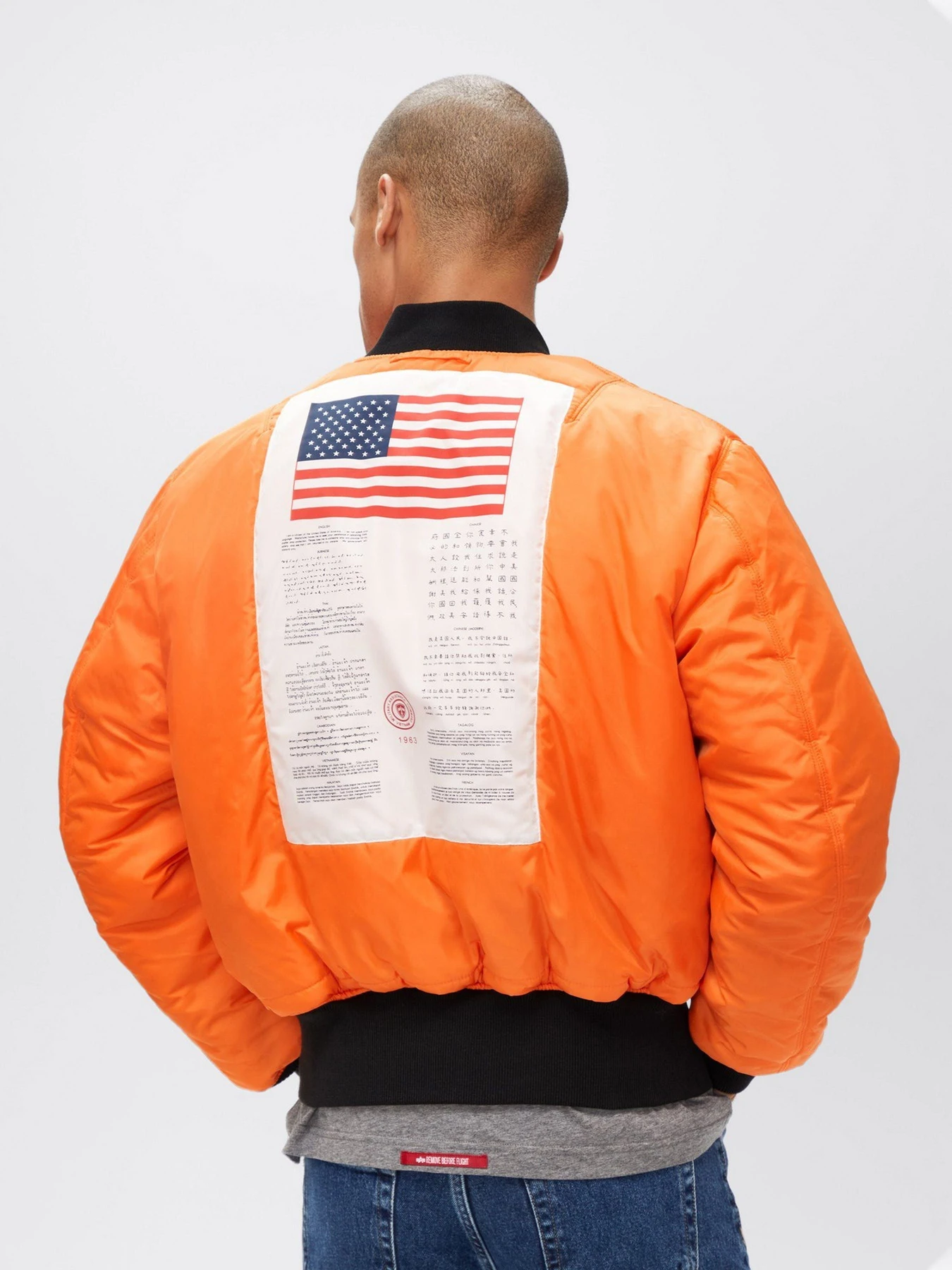 Куртки и дубленки Alpha Industries модель MJM21300C1_001 Куртки и дубленки Alpha Industries модель MJM21300C1_001 Фото