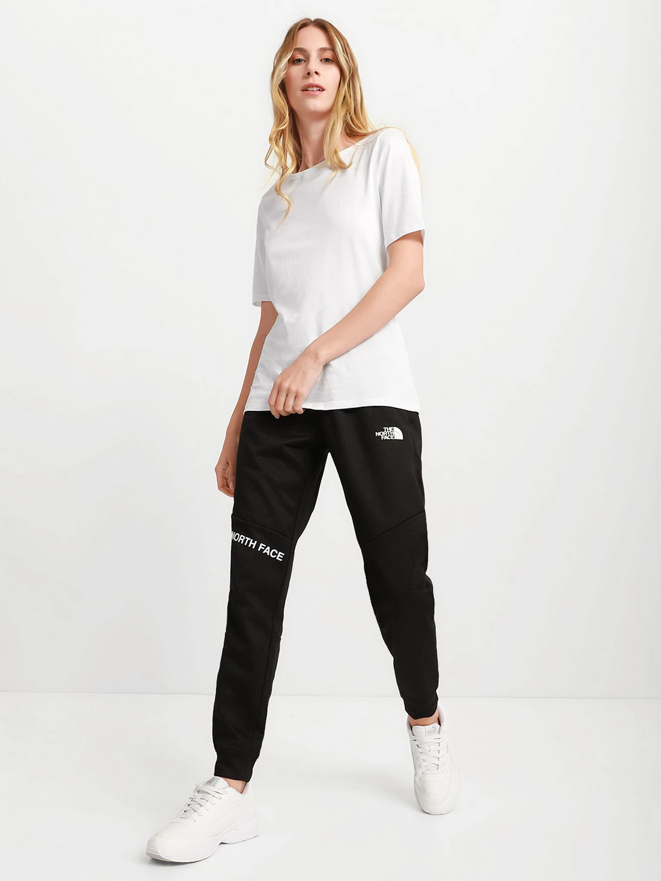 Брюки The North Face модель NF0A55HFJK31 Брюки The North Face модель NF0A55HFJK31 Фото