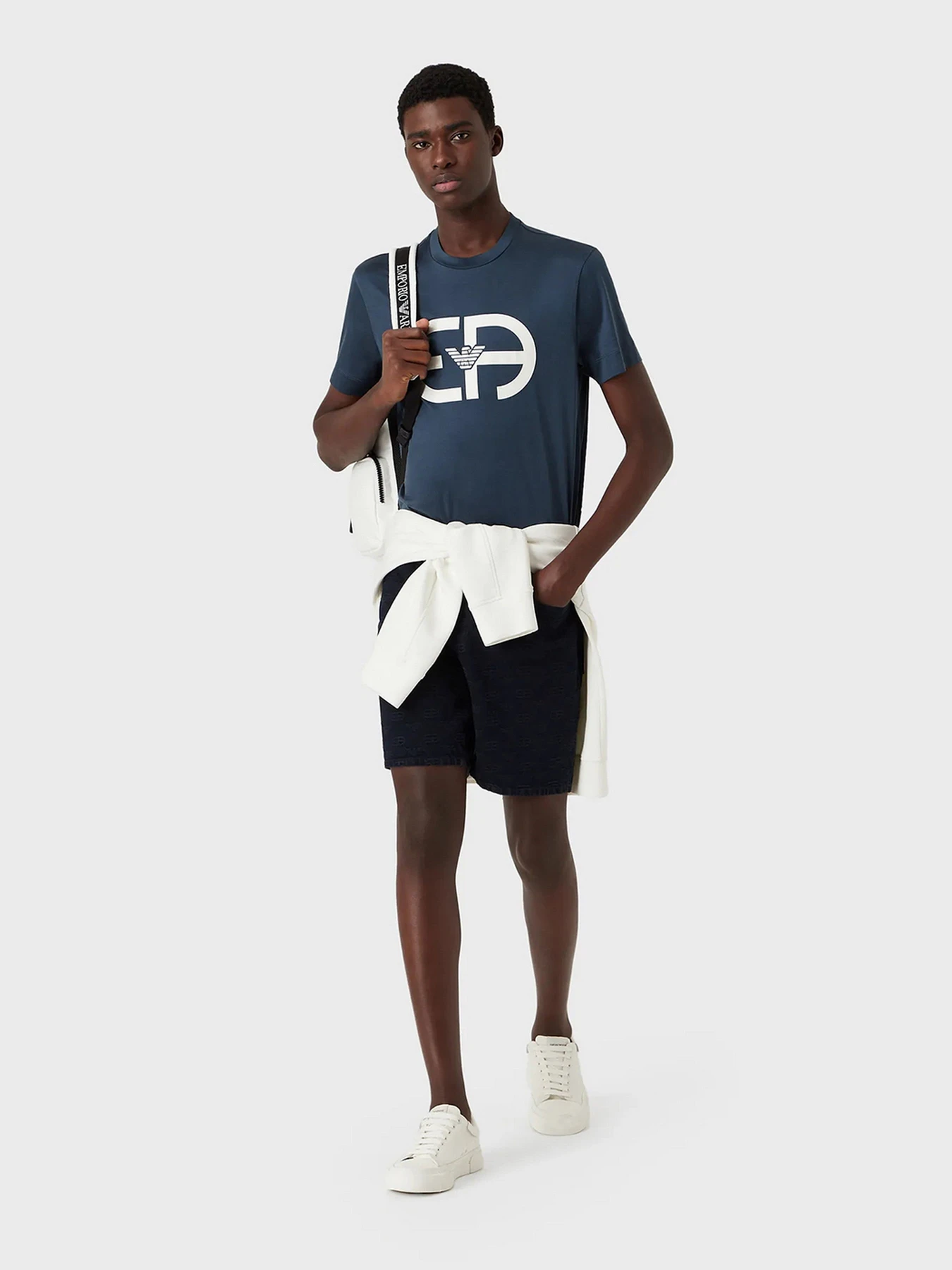 Шорты Emporio Armani модель 3L1PS1-1DJSZ-0941 Шорты Emporio Armani модель 3L1PS1-1DJSZ-0941 Фото