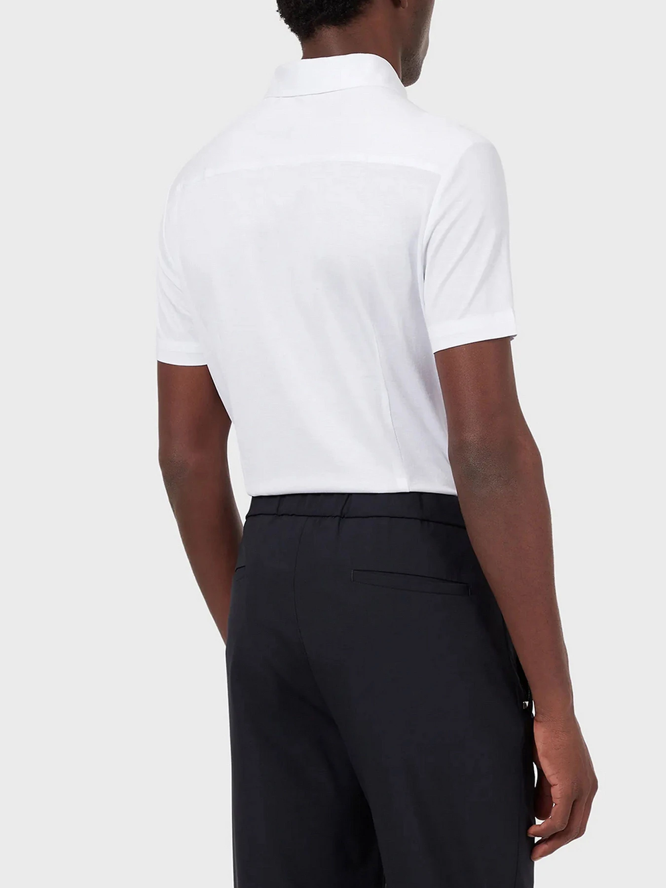Рубашки Emporio Armani модель 8N1CG0-1JUVZ-0100 Рубашки Emporio Armani модель 8N1CG0-1JUVZ-0100 Фото