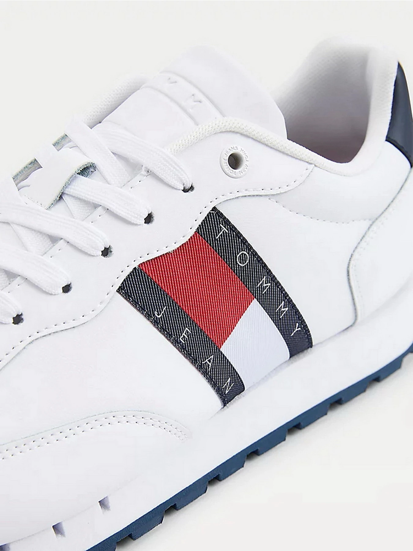 Кроссовки Tommy Hilfiger модель EM0EM00898-YBR Кроссовки Tommy Hilfiger модель EM0EM00898-YBR Фото