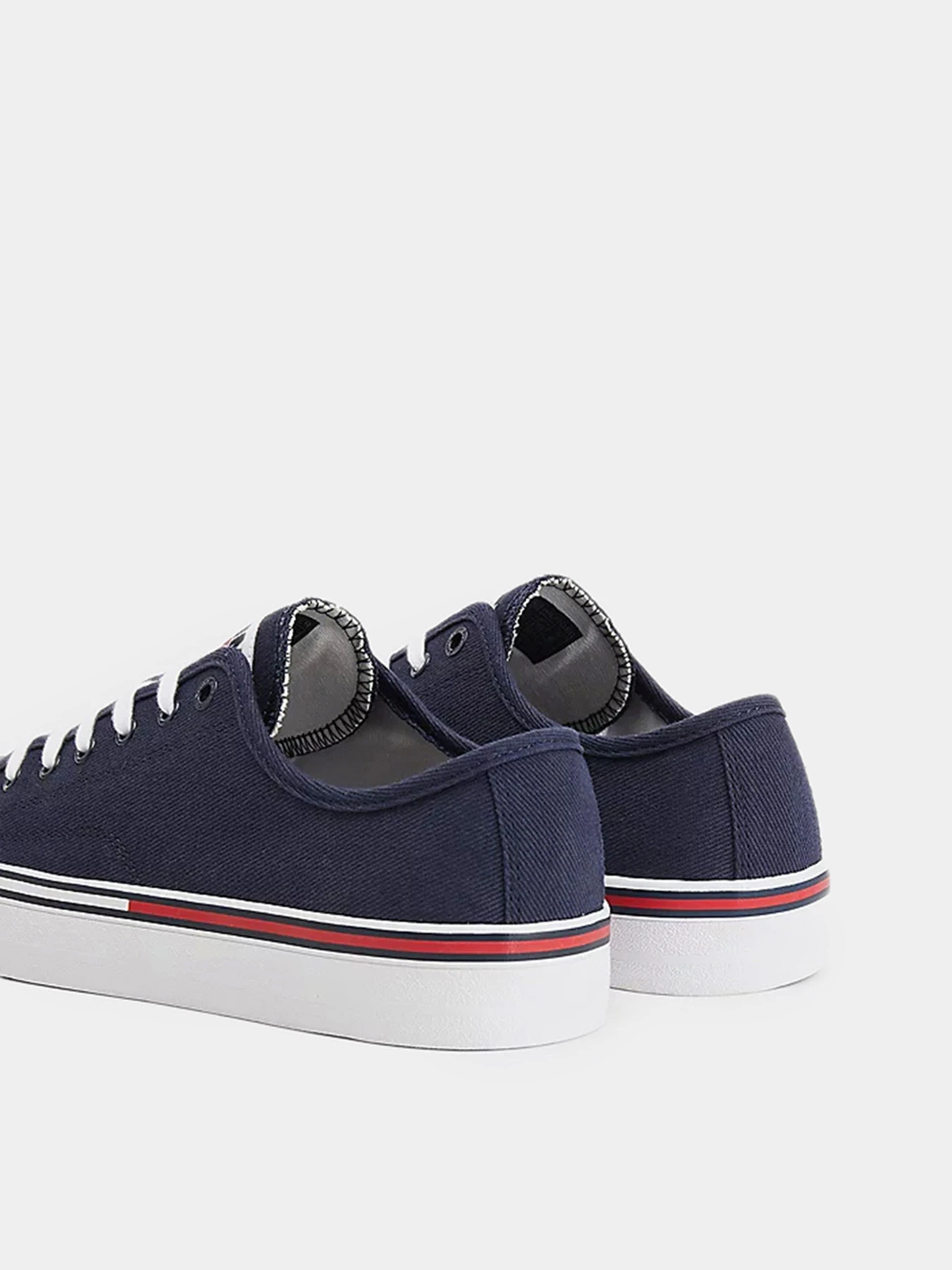 Кеды Tommy Hilfiger модель EM0EM00962-C87 Кеды Tommy Hilfiger модель EM0EM00962-C87 Фото