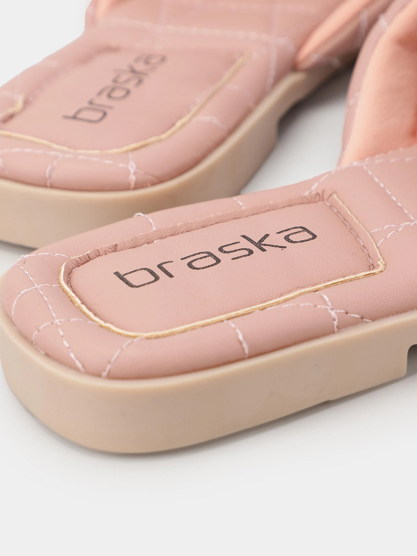 Шлёпанцы Braska модель 611-1080/518 Шлёпанцы Braska модель 611-1080/518 Фото
