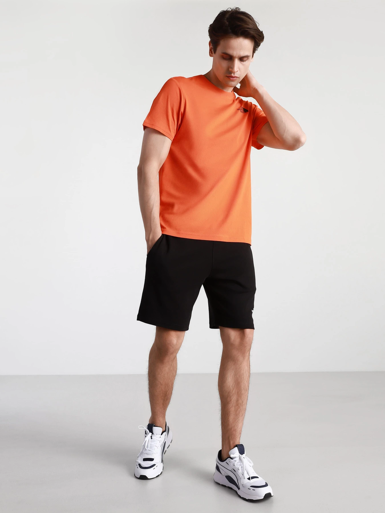 Шорты The North Face модель NF0A3S4FJK31 Шорты The North Face модель NF0A3S4FJK31 Фото