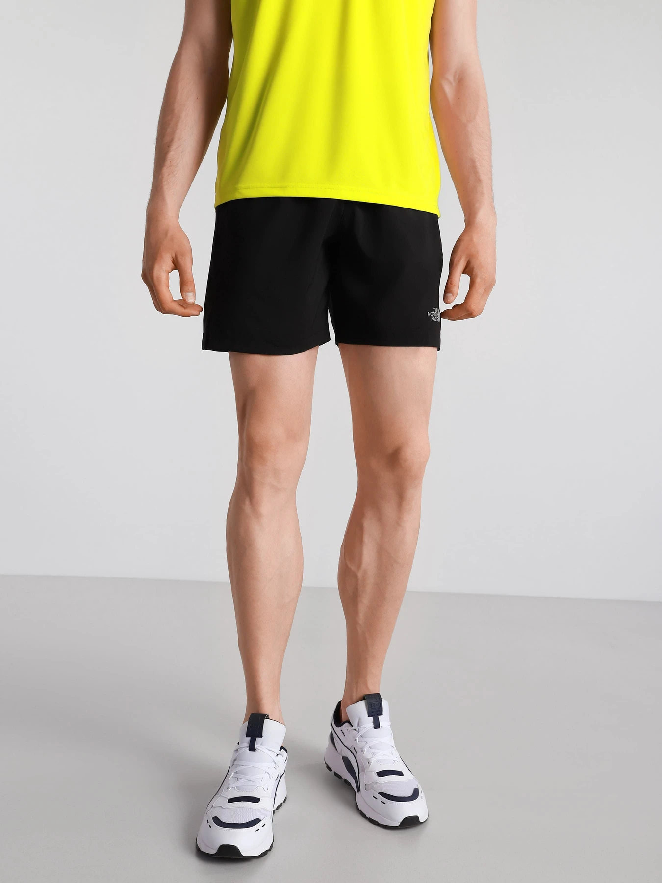 Шорты The North Face модель NF0A3O1BJK31 Шорты The North Face модель NF0A3O1BJK31 Фото