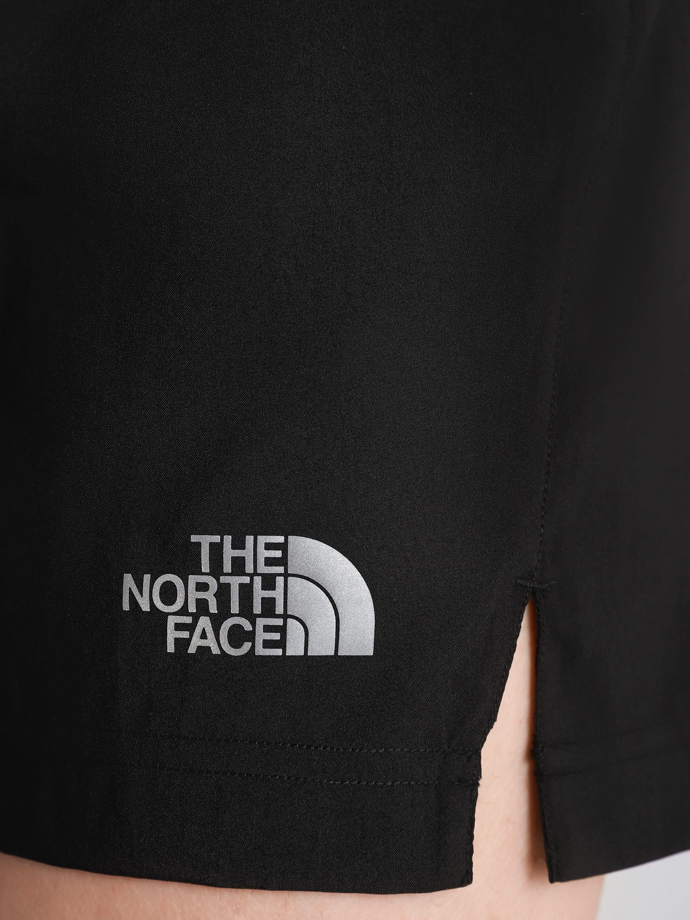 Шорты The North Face модель NF0A3O1BJK31 Шорты The North Face модель NF0A3O1BJK31 Фото