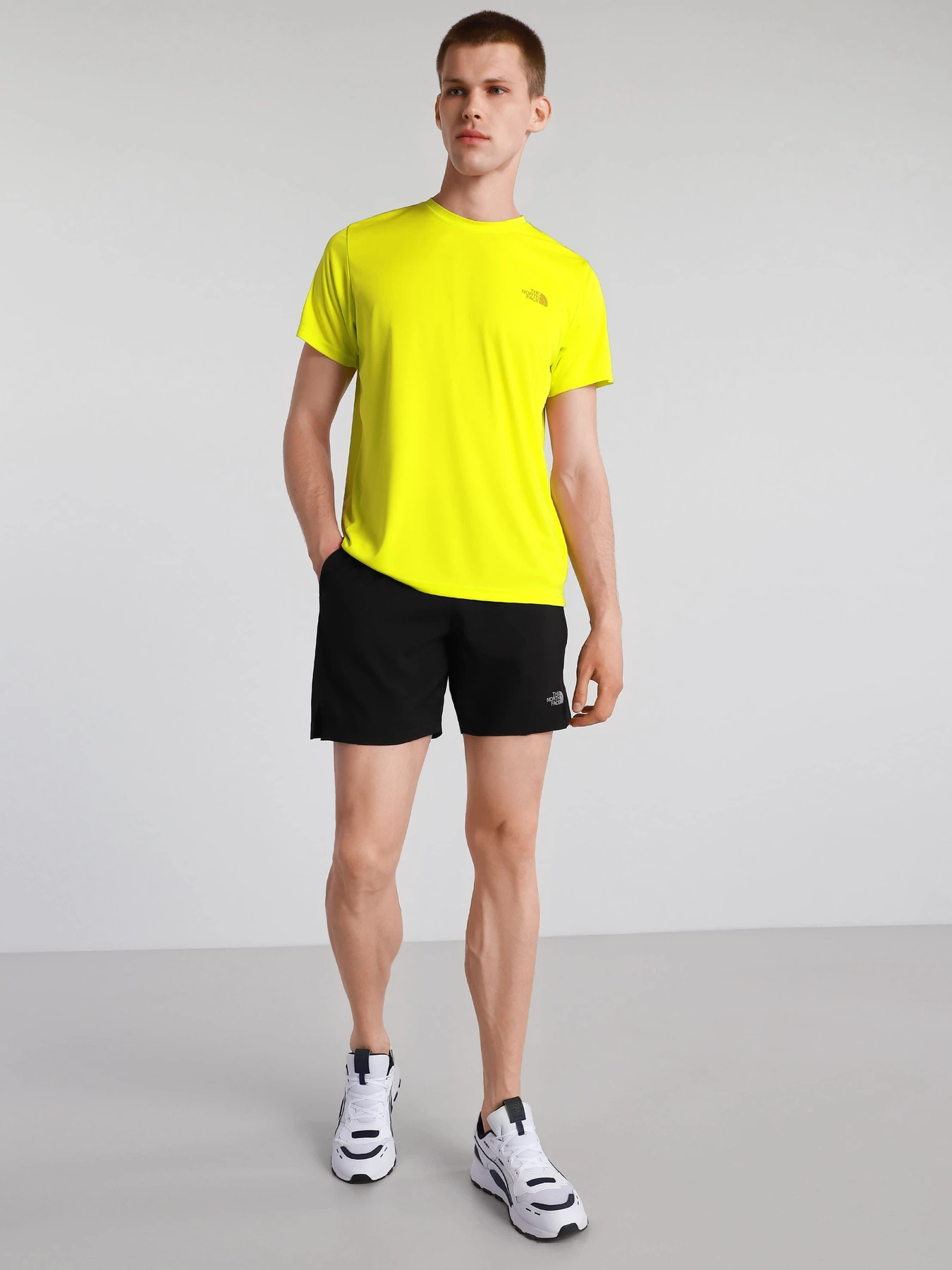 Шорты The North Face модель NF0A3O1BJK31 Шорты The North Face модель NF0A3O1BJK31 Фото