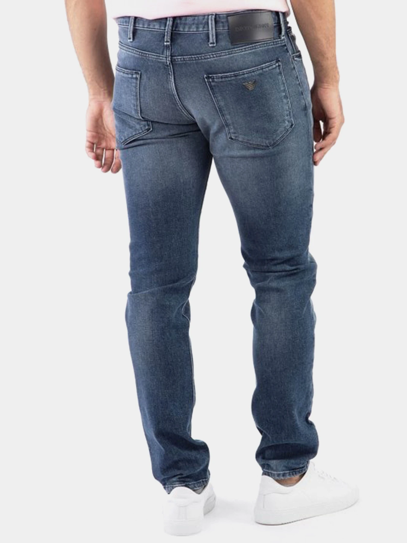 Джинсы Emporio Armani модель 3K1J06-1DX3Z-0942 Джинсы Emporio Armani модель 3K1J06-1DX3Z-0942 Фото