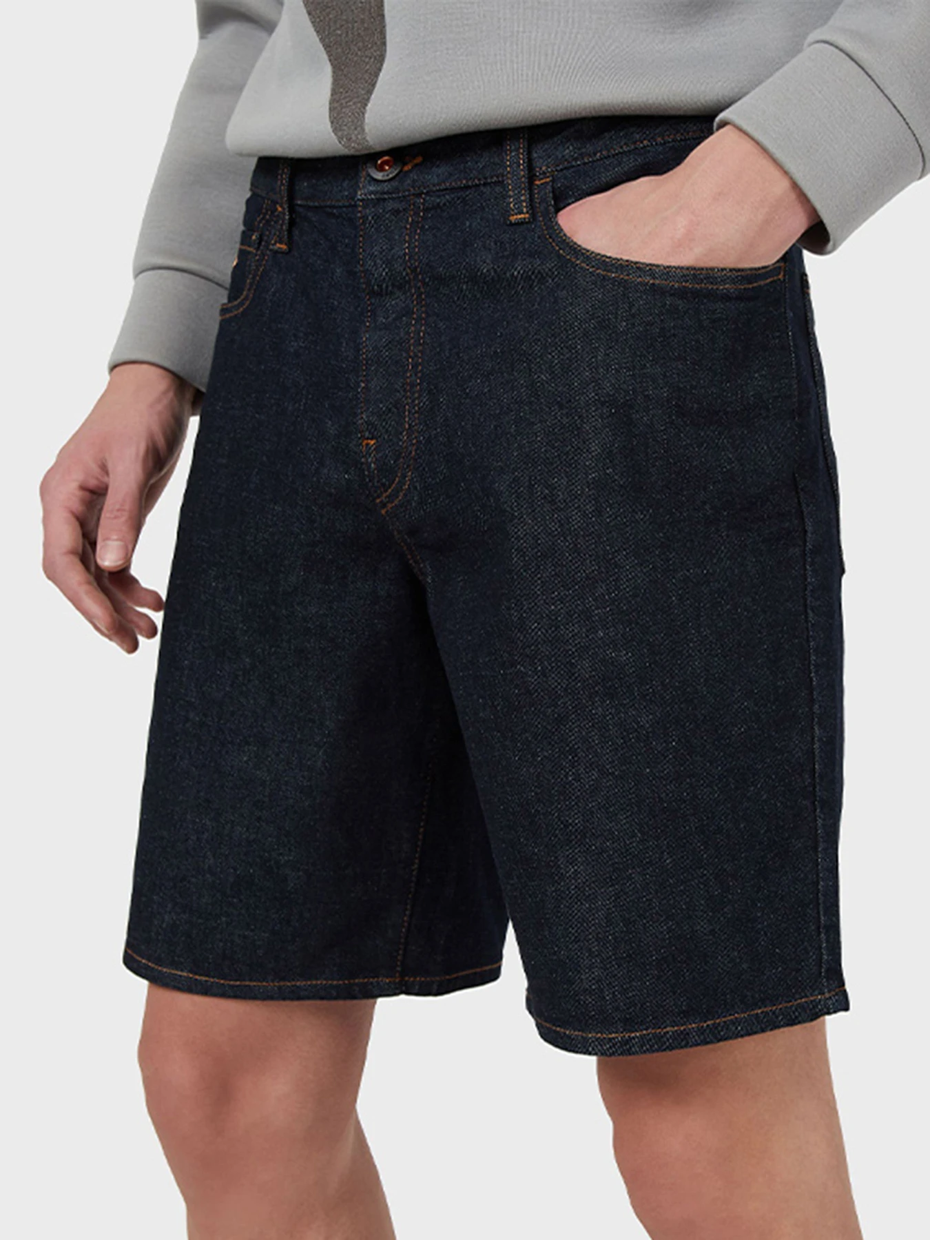 Шорты Emporio Armani модель 3K1PS1-1DY8Z-0941 Шорты Emporio Armani модель 3K1PS1-1DY8Z-0941 Фото