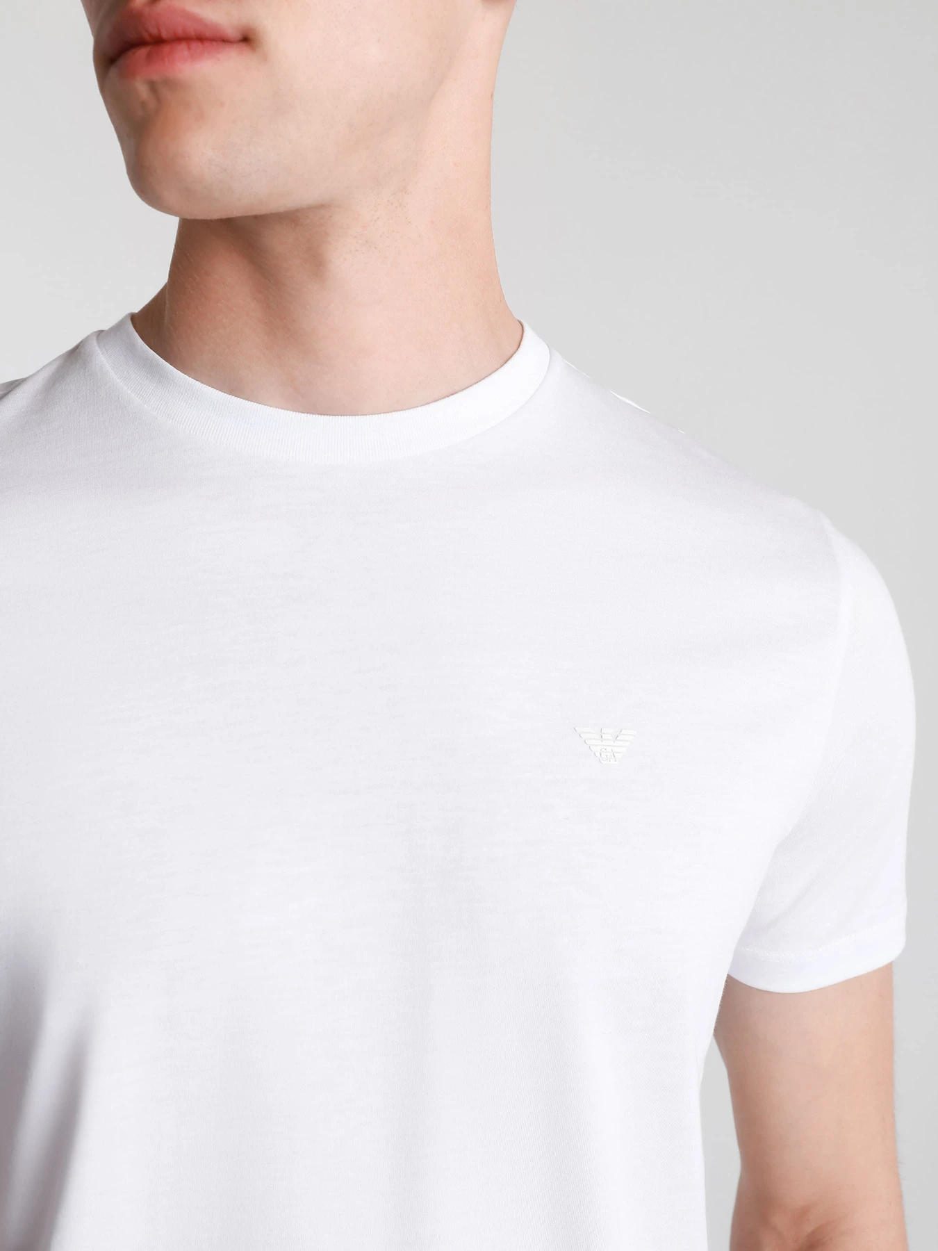 Футболки и поло Emporio Armani модель 3K1TAT-1JSHZ-0100 Фото