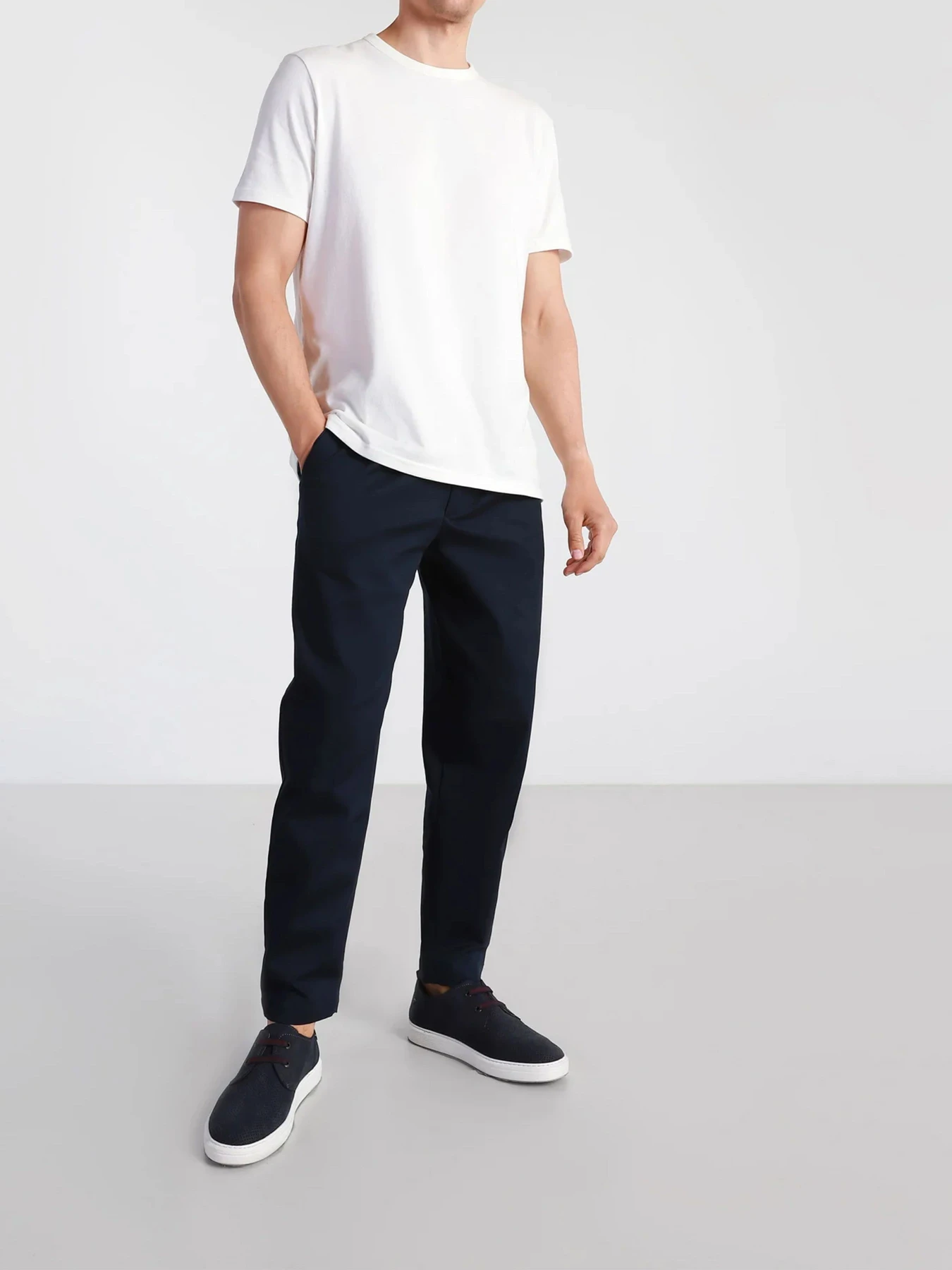 Брюки Armani Exchange модель 3KZP05-ZNTGZ-1510 Брюки Armani Exchange модель 3KZP05-ZNTGZ-1510 Фото
