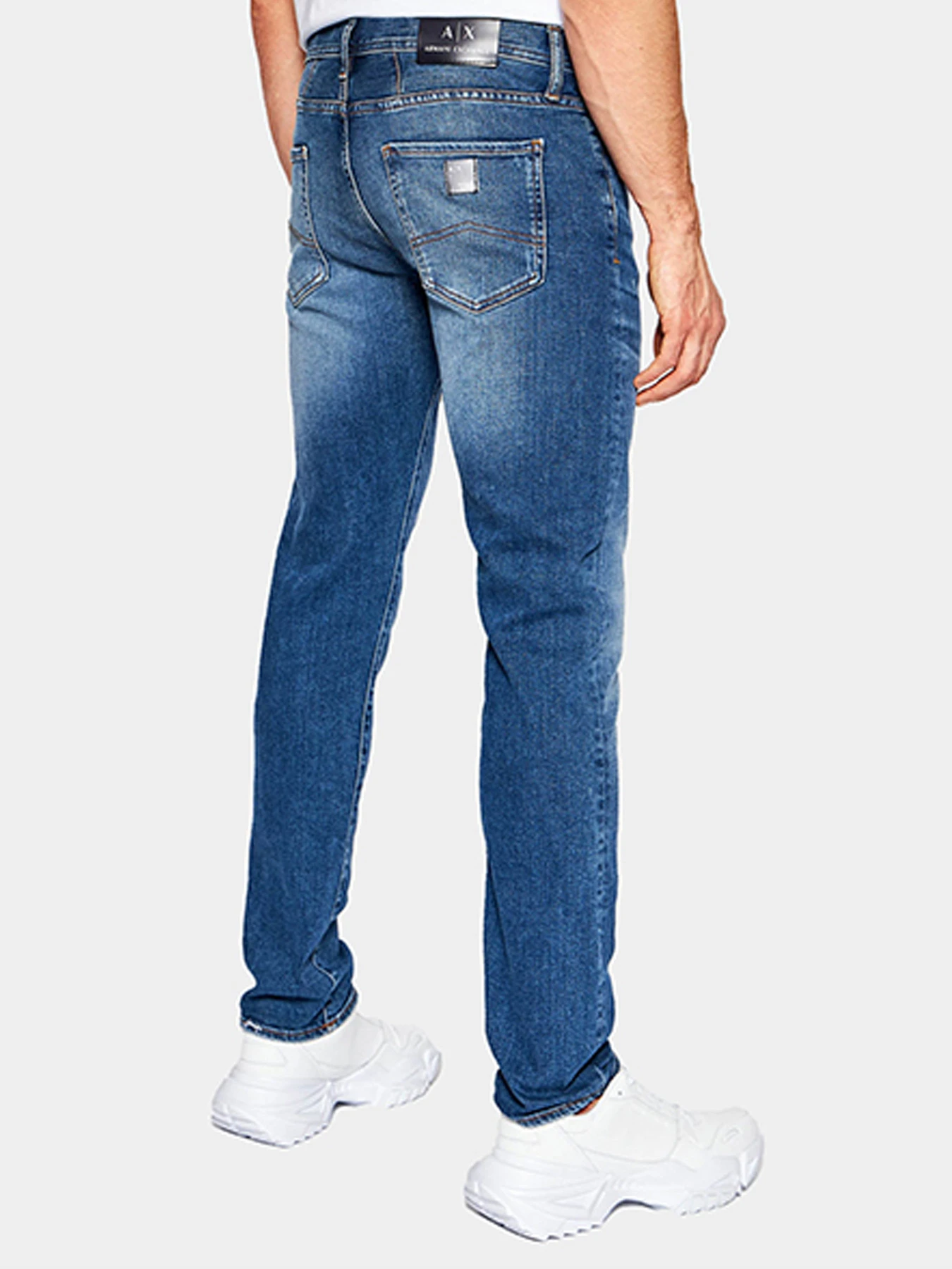 Джинсы Armani Exchange модель 3KZJ13-Z1FNZ-1500 Джинсы Armani Exchange модель 3KZJ13-Z1FNZ-1500 Фото