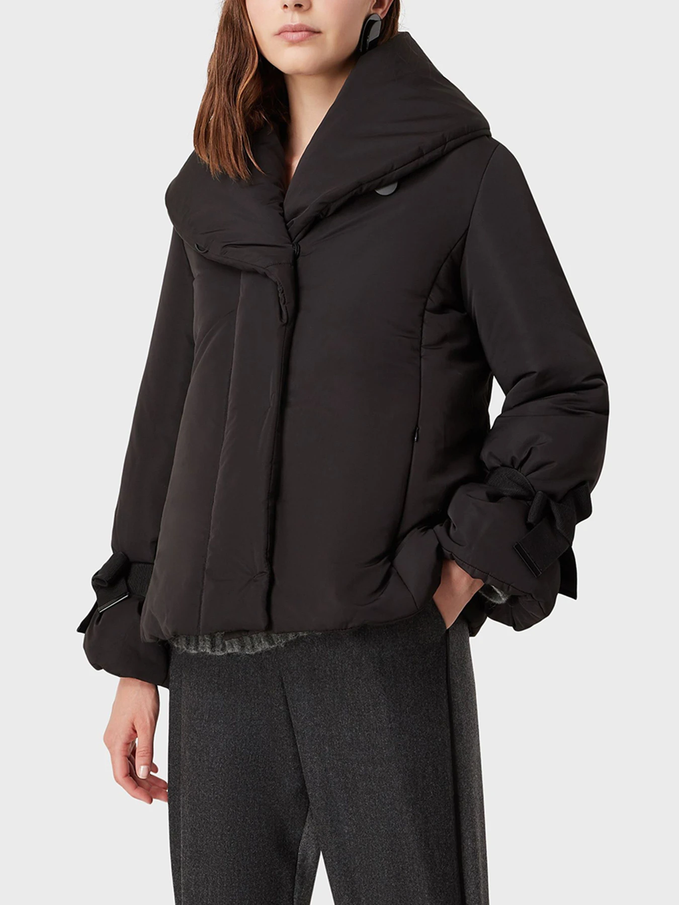 Куртки и дубленки Emporio Armani модель 6K2B75-2NNIZ-0999 Куртки и дубленки Emporio Armani модель 6K2B75-2NNIZ-0999 Фото