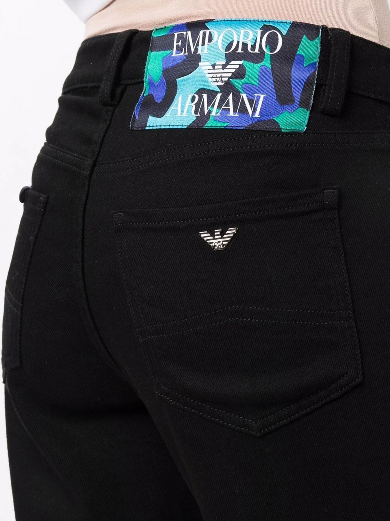 Джинсы Emporio Armani модель 6K2J04-2DK7Z-0005 Джинсы Emporio Armani модель 6K2J04-2DK7Z-0005 Фото